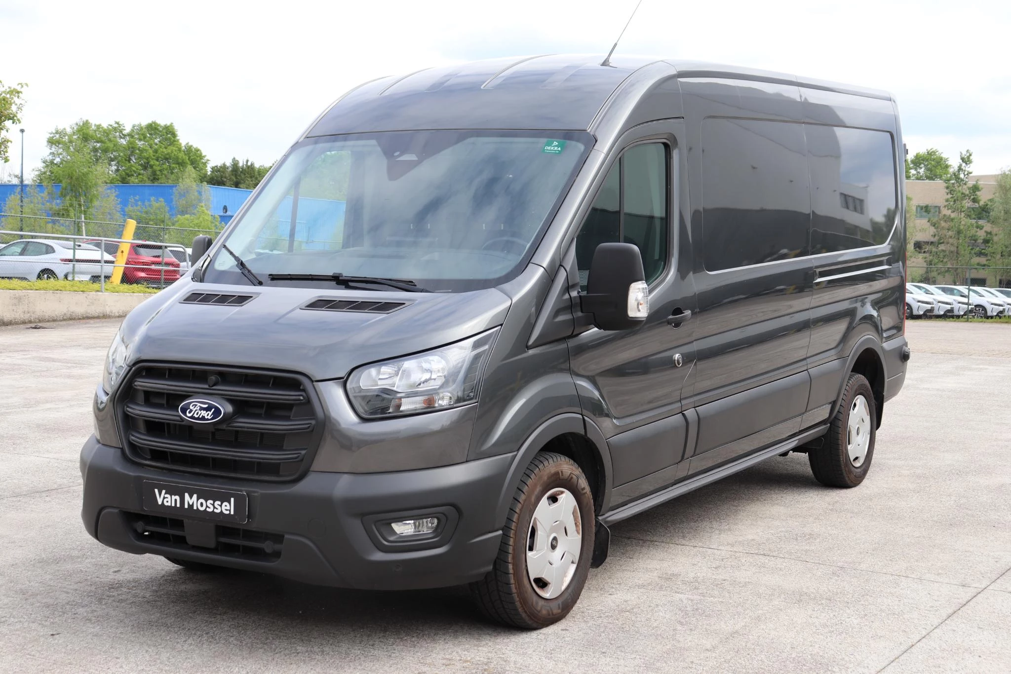 Ford-Transit-image-0