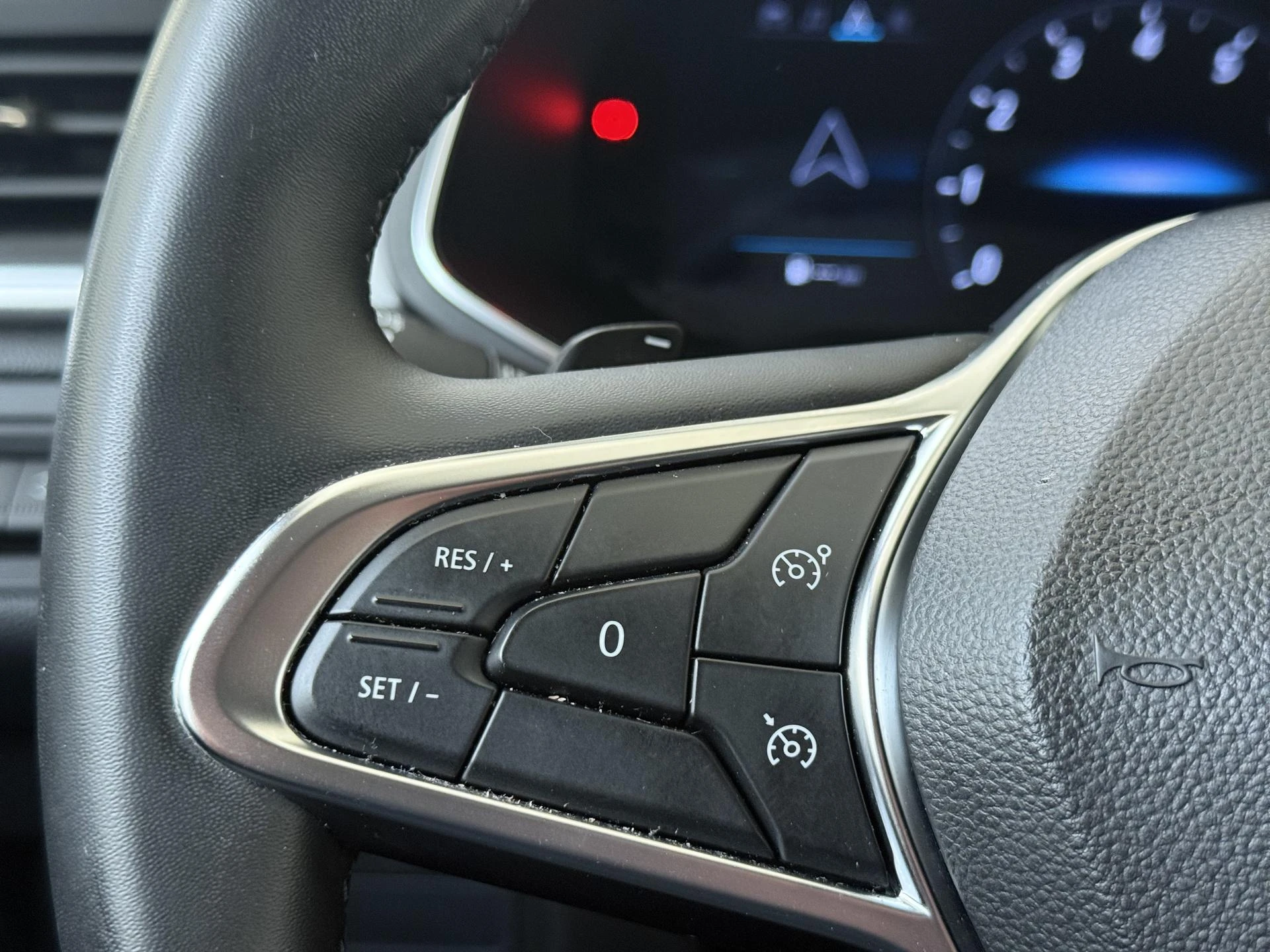Renault-Captur-image-11