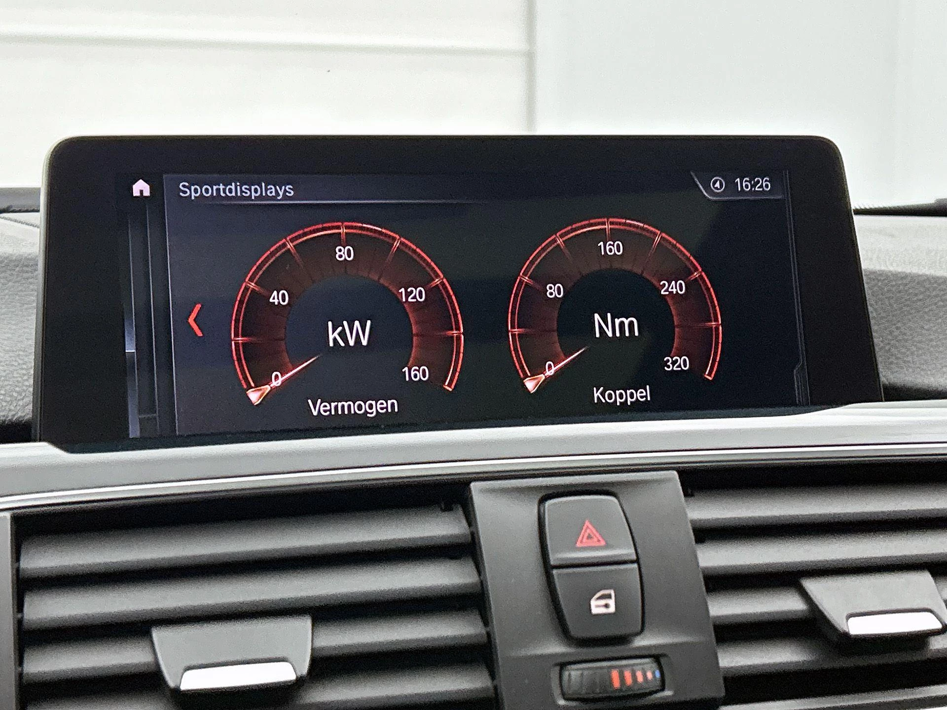 BMW-3 Serie-image-9