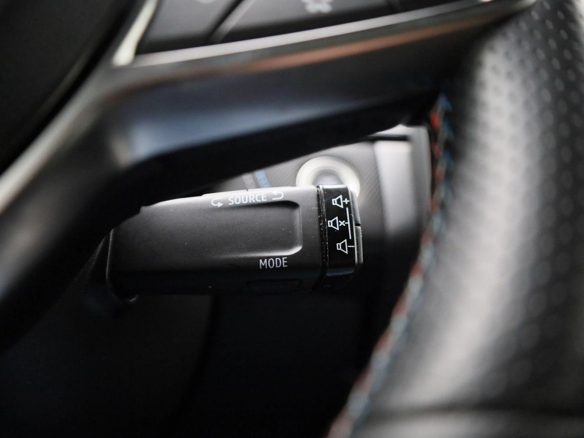 Renault-Captur-image-20