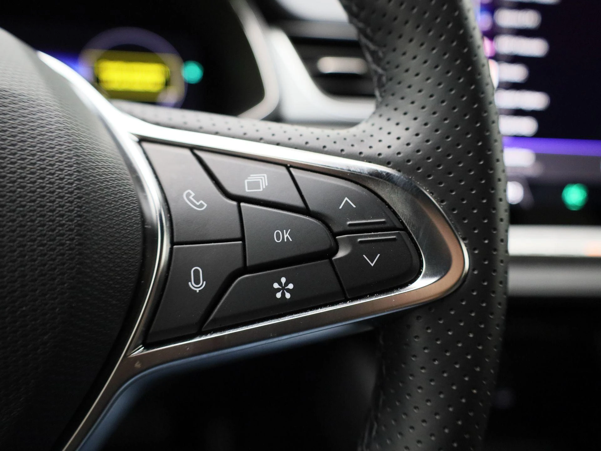 Renault-Captur-image-15