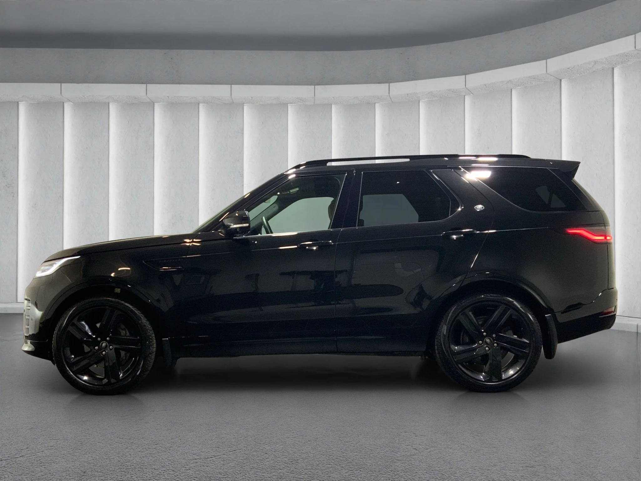 Land Rover Discovery 5 D300 Dynamic HSE (EURO 6d)