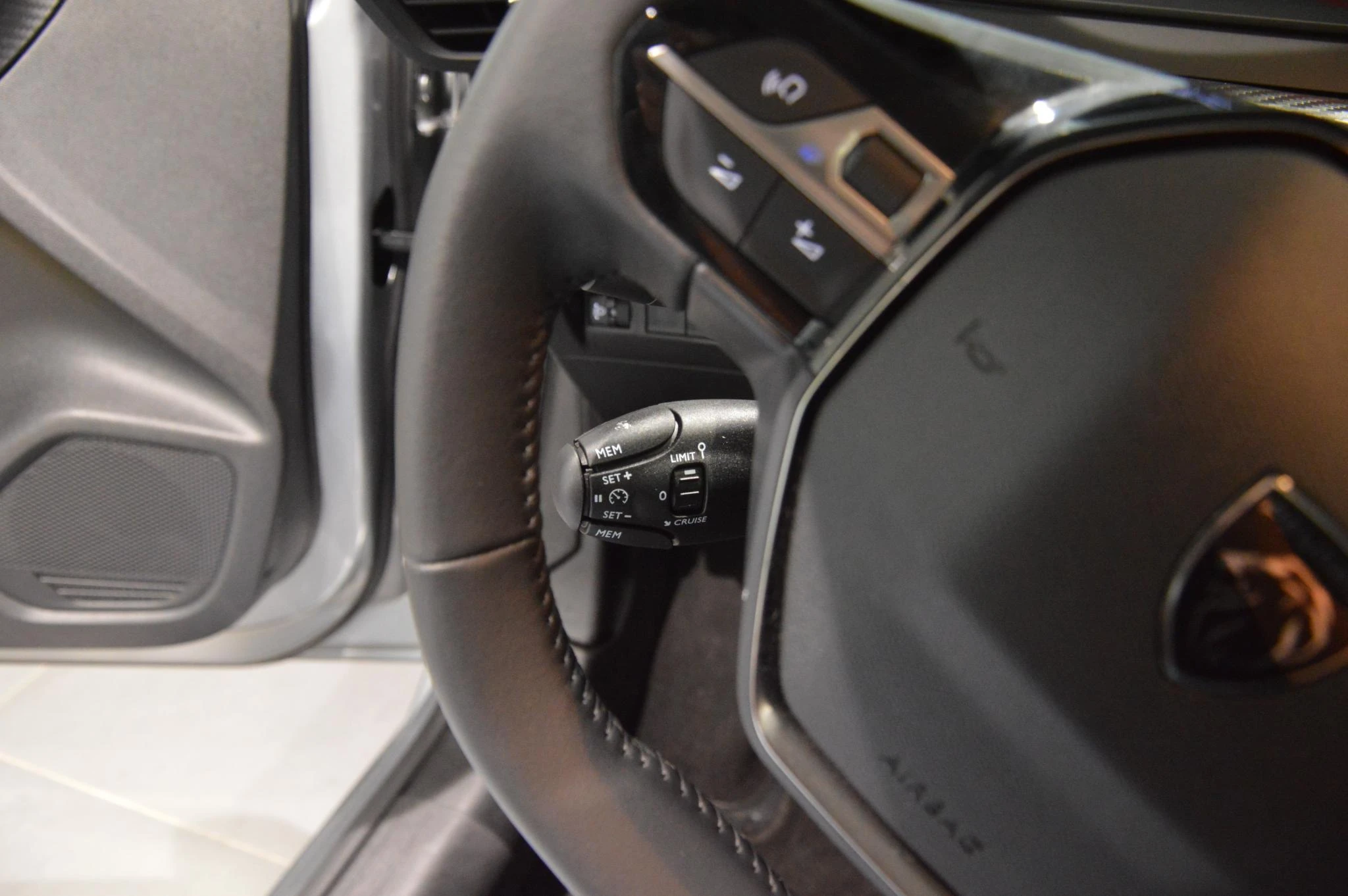 Peugeot 208 1.2 Style 100