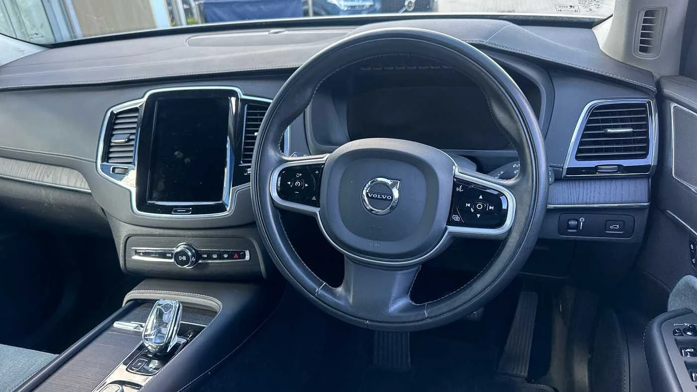 Volvo-XC90-image-11