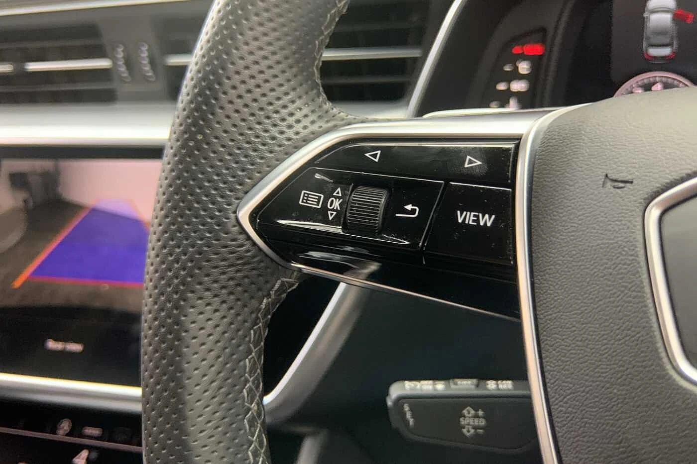 Audi-A6-image-23