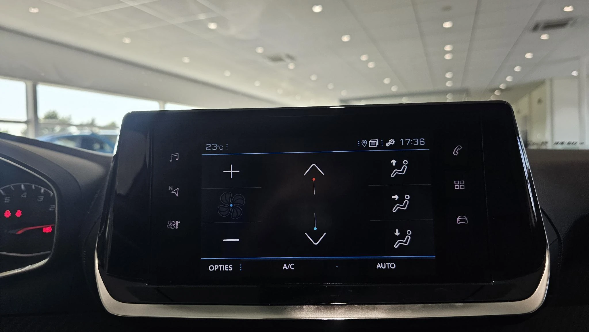 Peugeot-2008-image-13