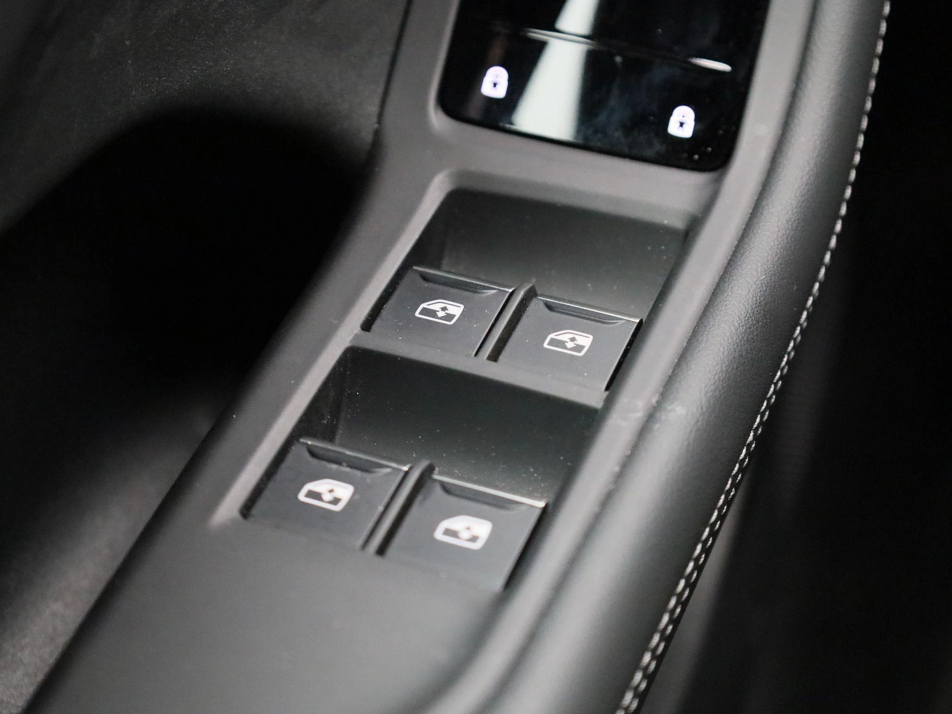 Audi A5 Avant 2.0 e-hybrid quattro S edition Competition
