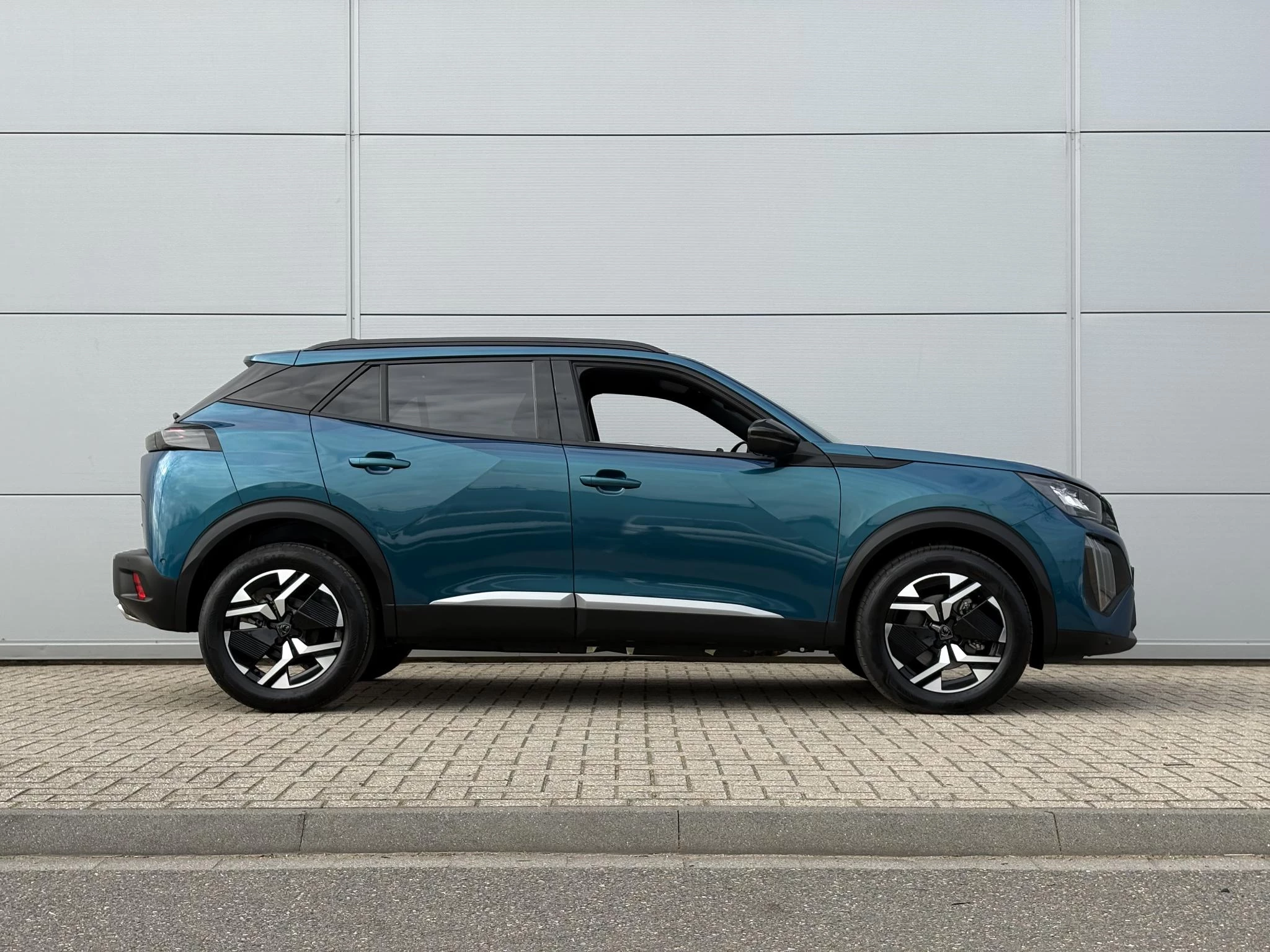 Peugeot-2008-image-6