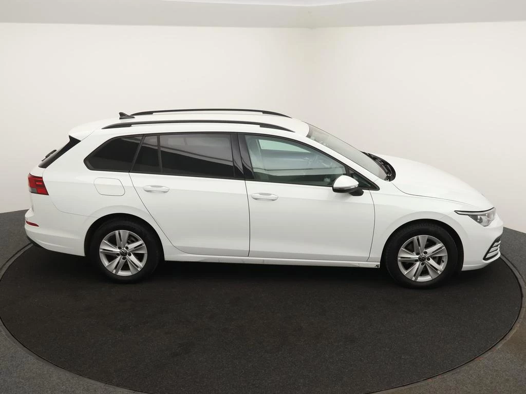 Volkswagen Golf VIII SW Golf 1.0eTSI Life 110PK *AUTOMAAT*LANE-ASSIST*ACC*PDC*APP-CONNECT*...*