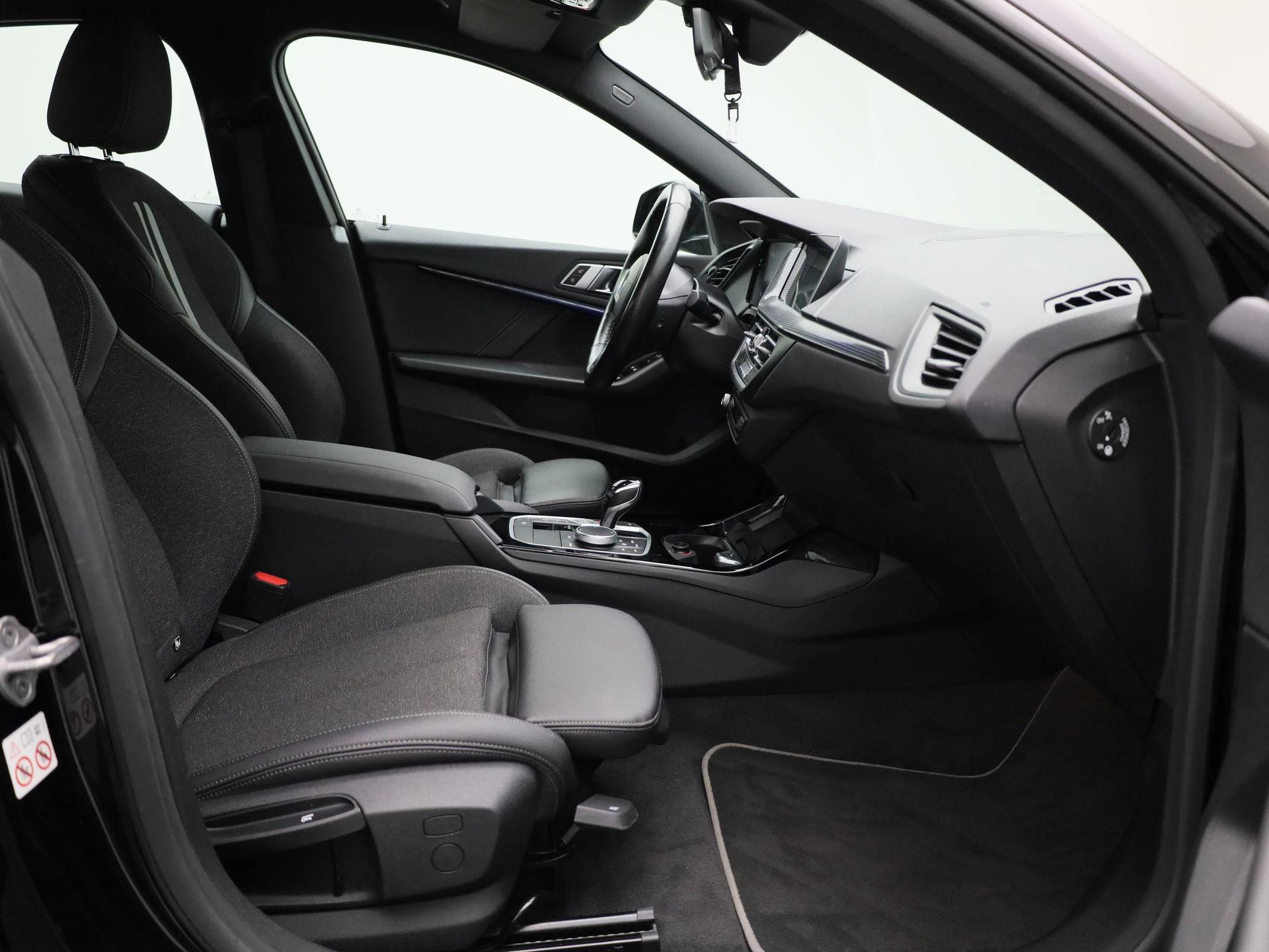 BMW-2 Serie-image-34