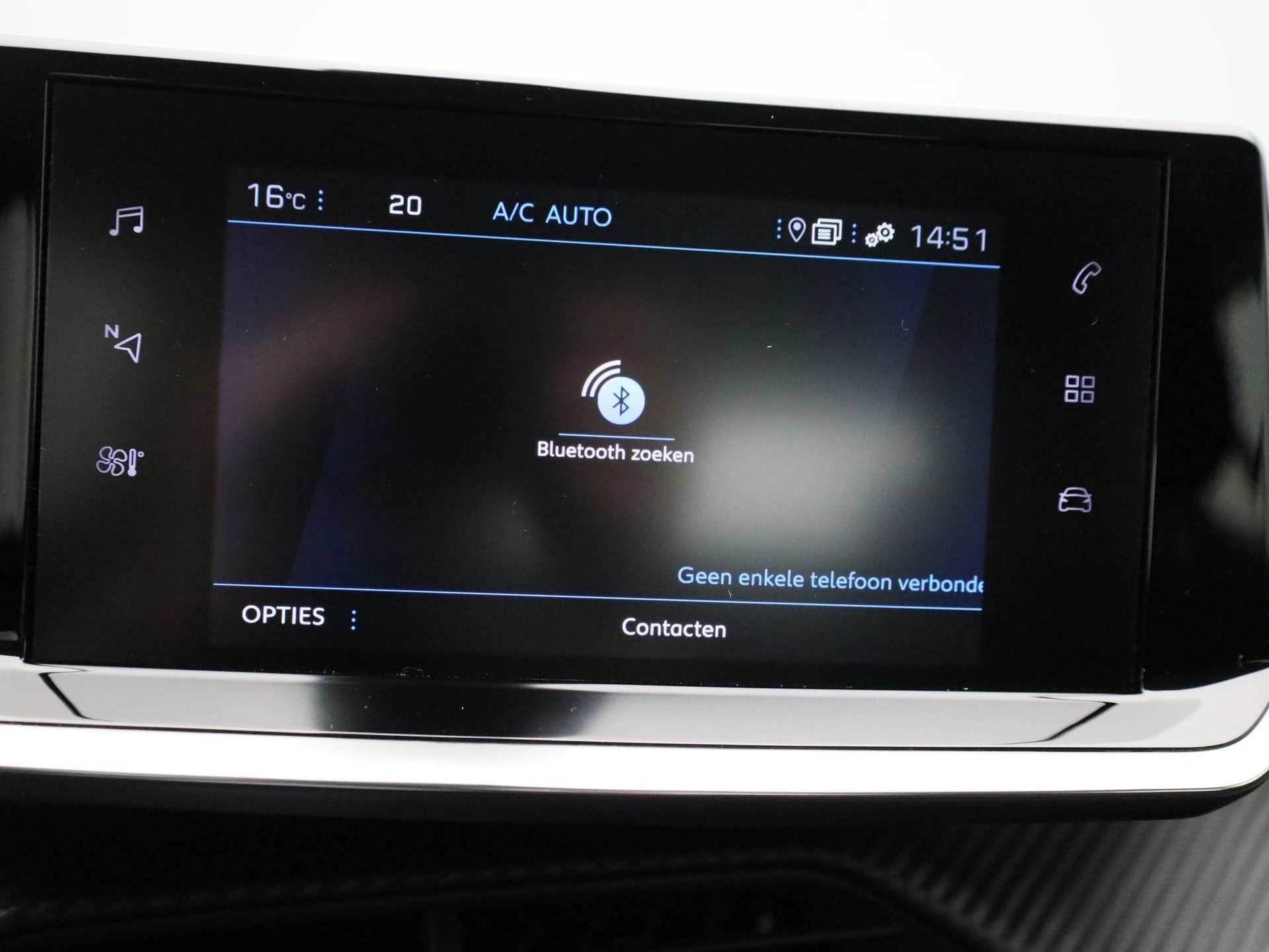 Peugeot-2008-image-14