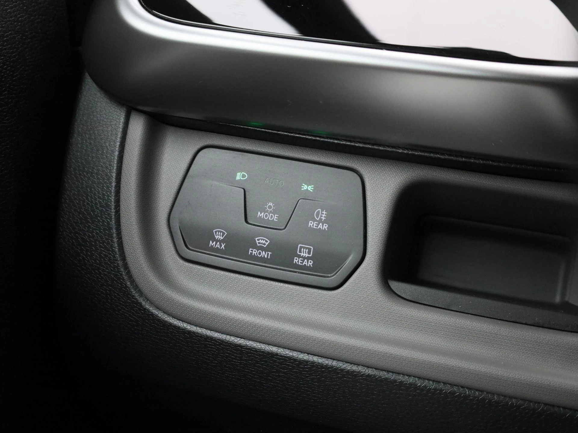 Volkswagen-ID. Buzz-image-24