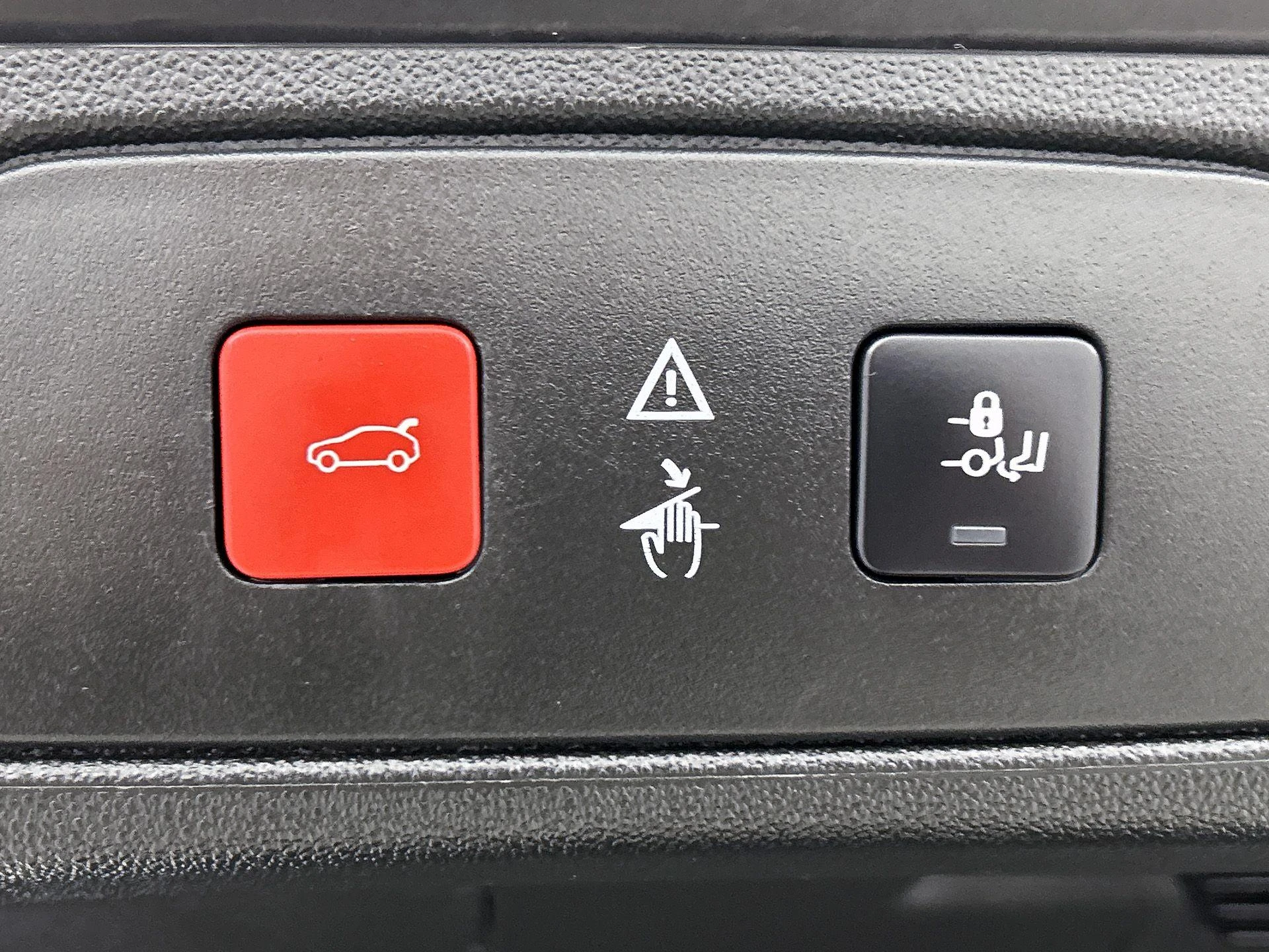 Opel-Grandland X-image-24
