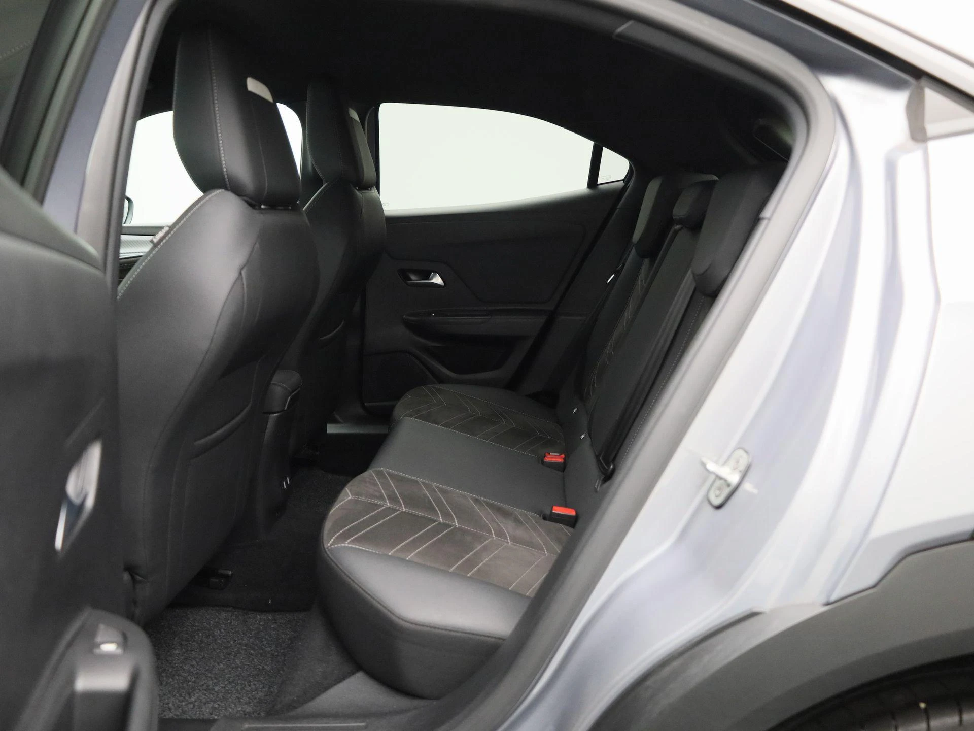 Opel-Mokka-e-image-11