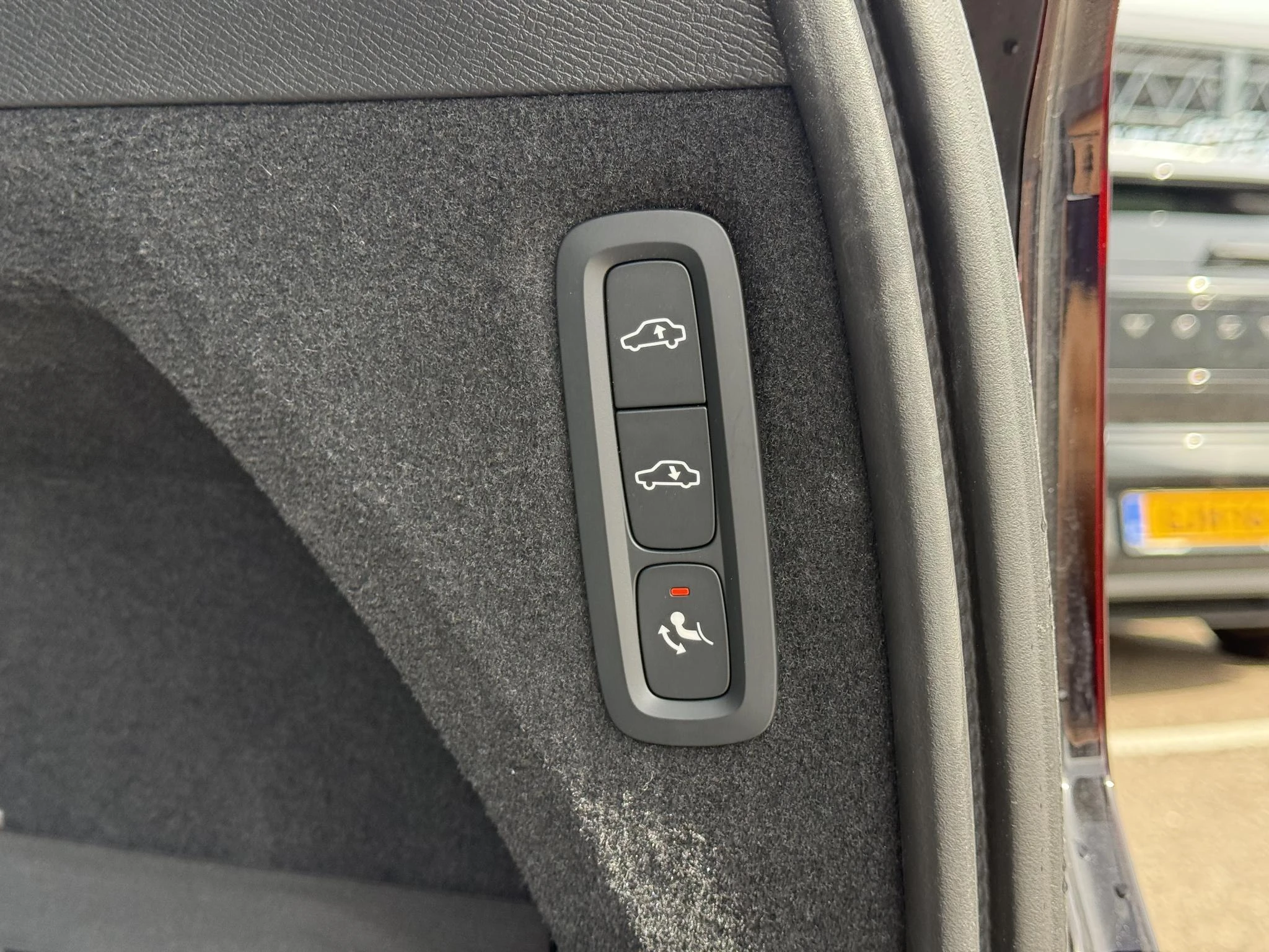 Volvo-XC90-image-10