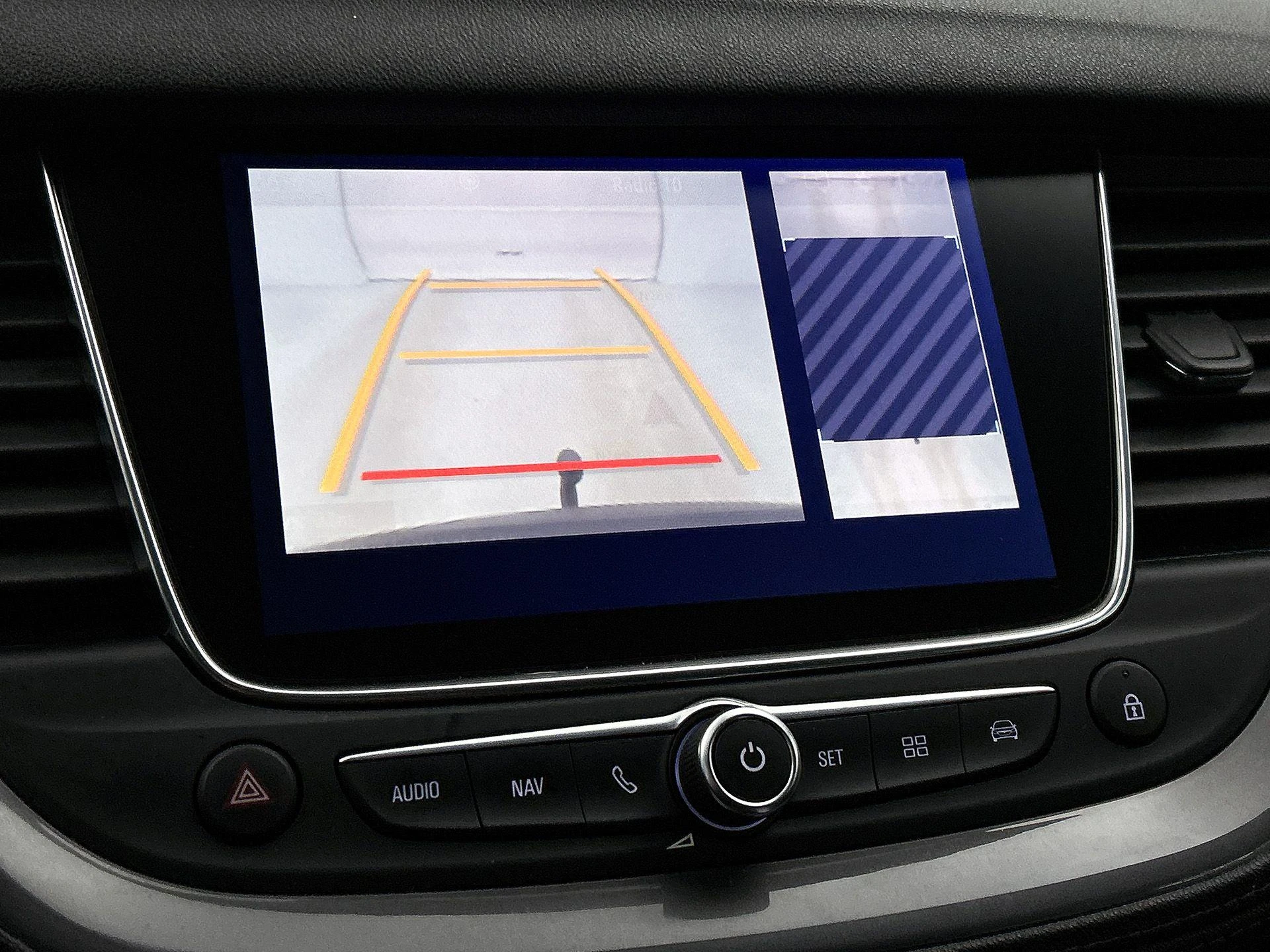 Opel-Grandland X-image-11