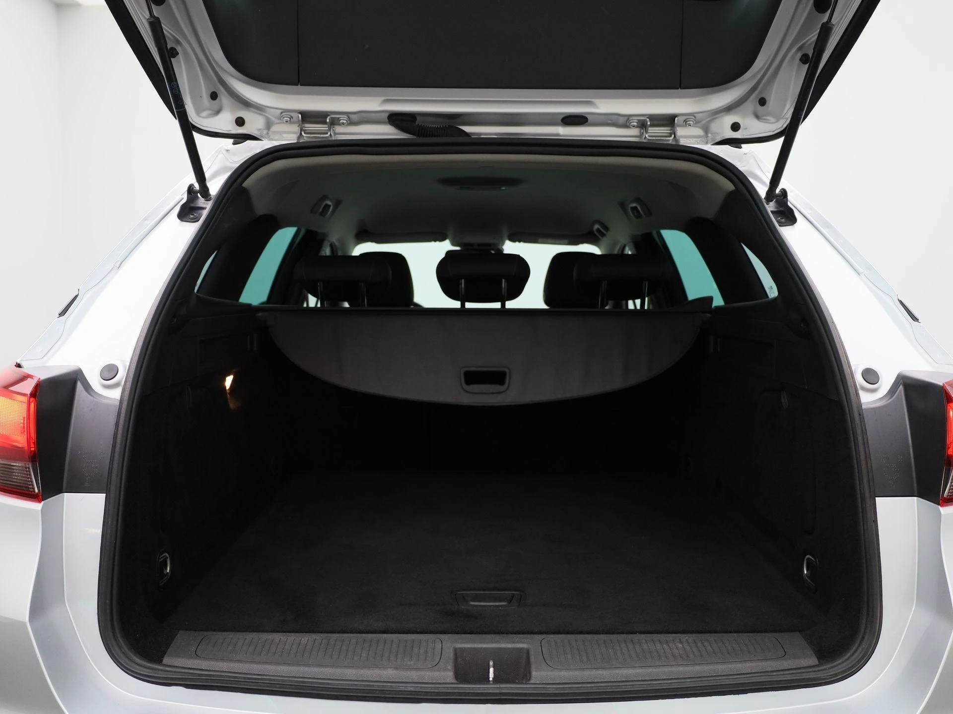 Opel-Astra-image-13