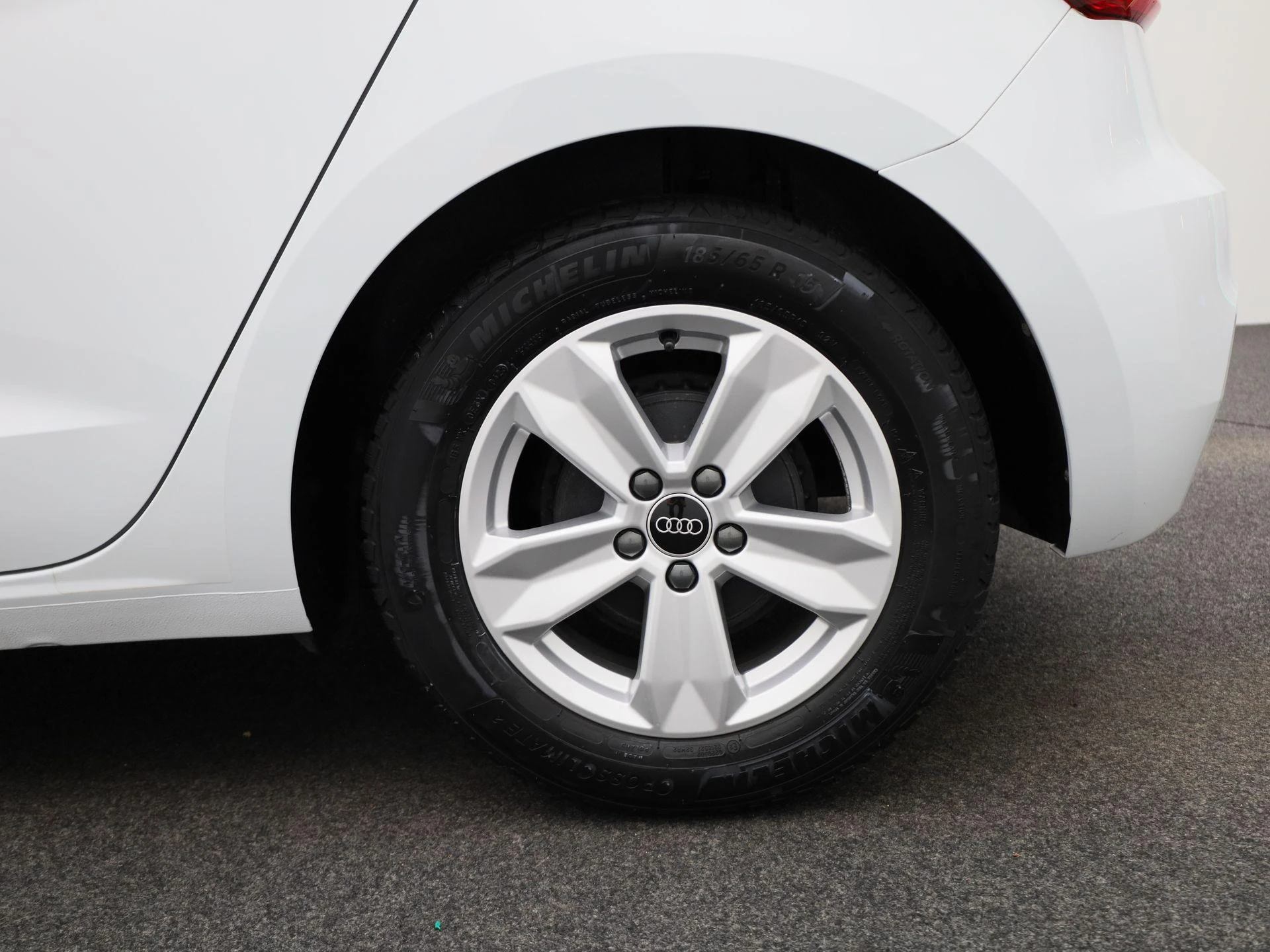 Audi-A1 Sportback-image-12