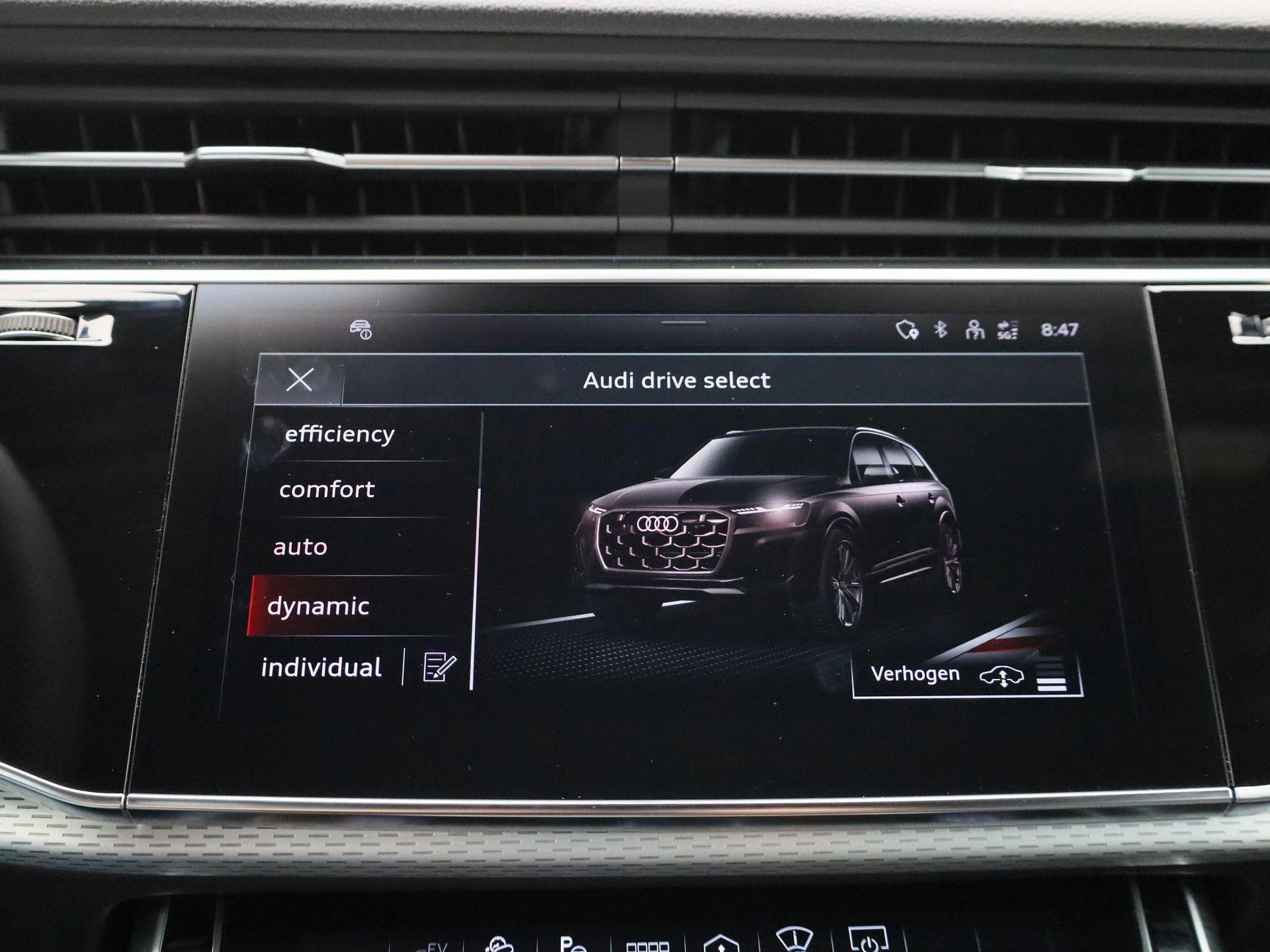 Audi-Q7-image-30