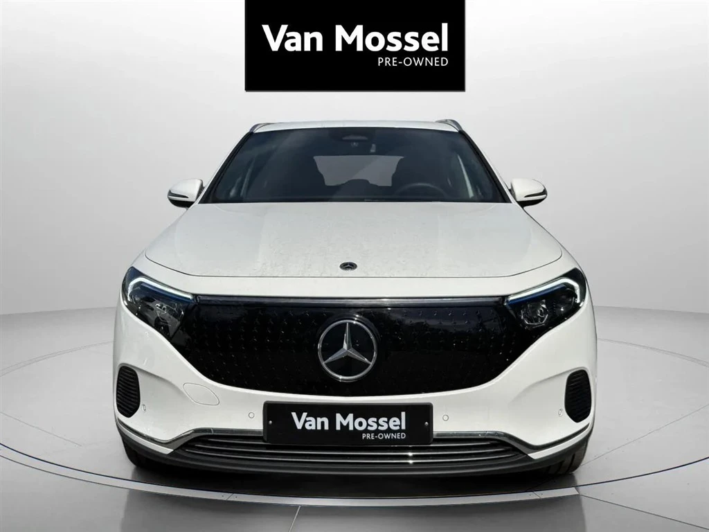 Mercedes-Benz-EQA-image-1