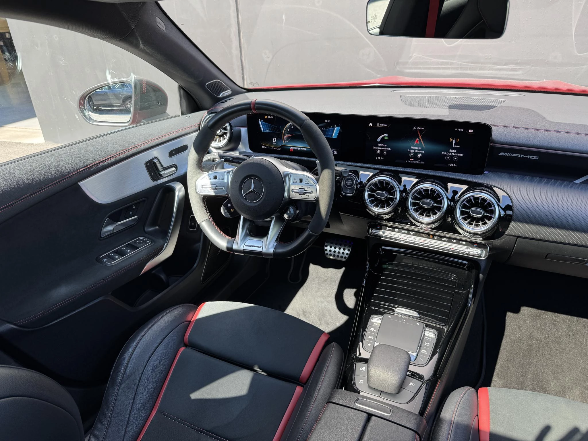 Mercedes-Benz CLA 45 AMG S 4MATIC+ Shooting Brake + MULTIBEAM + PANO + TREKHAAK + BURMESTER +