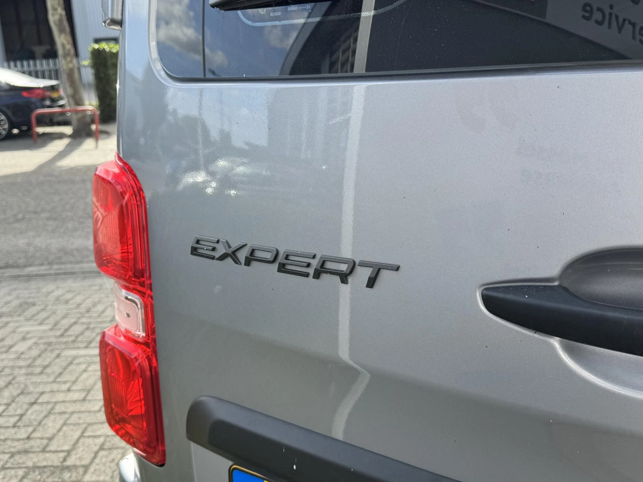 Peugeot-Expert-image-11