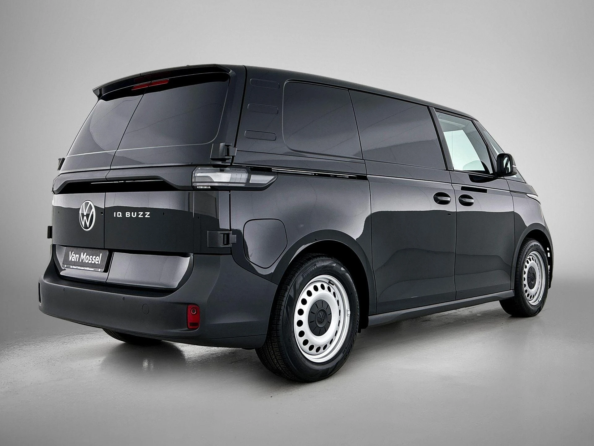Volkswagen-ID. Buzz Cargo-image-3