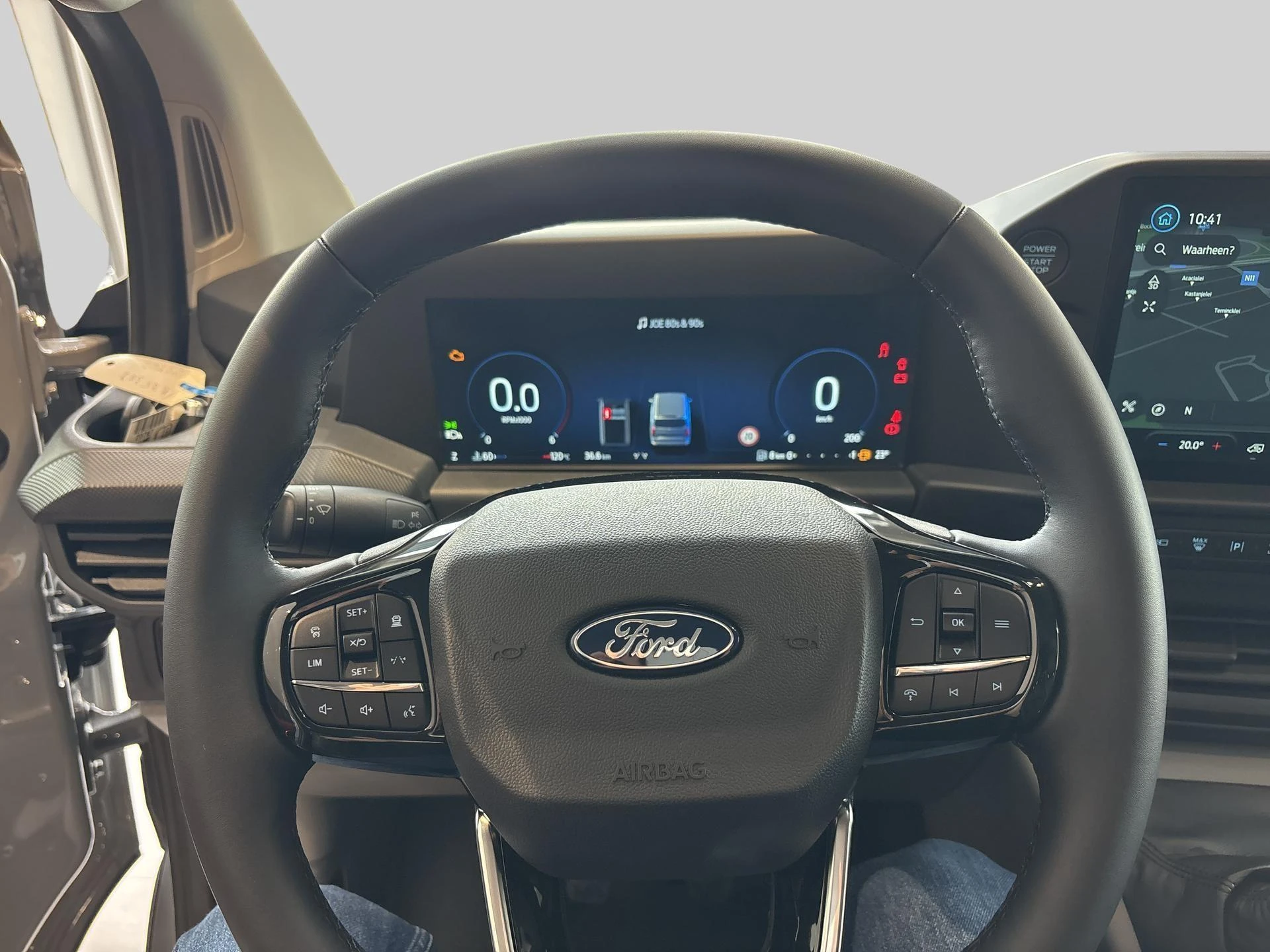 Ford-Transit Custom-image-9