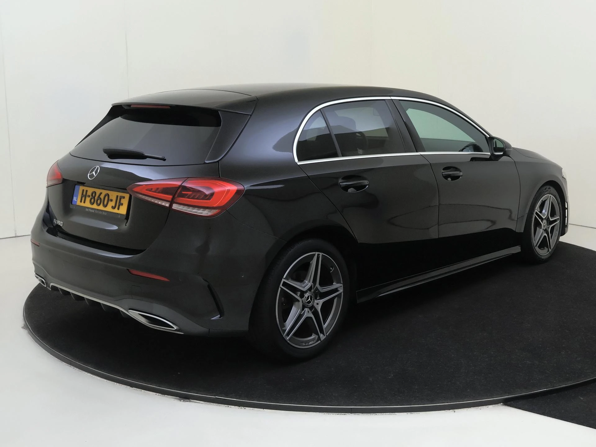 Mercedes-Benz A-Klasse 180 Business Solution AMG