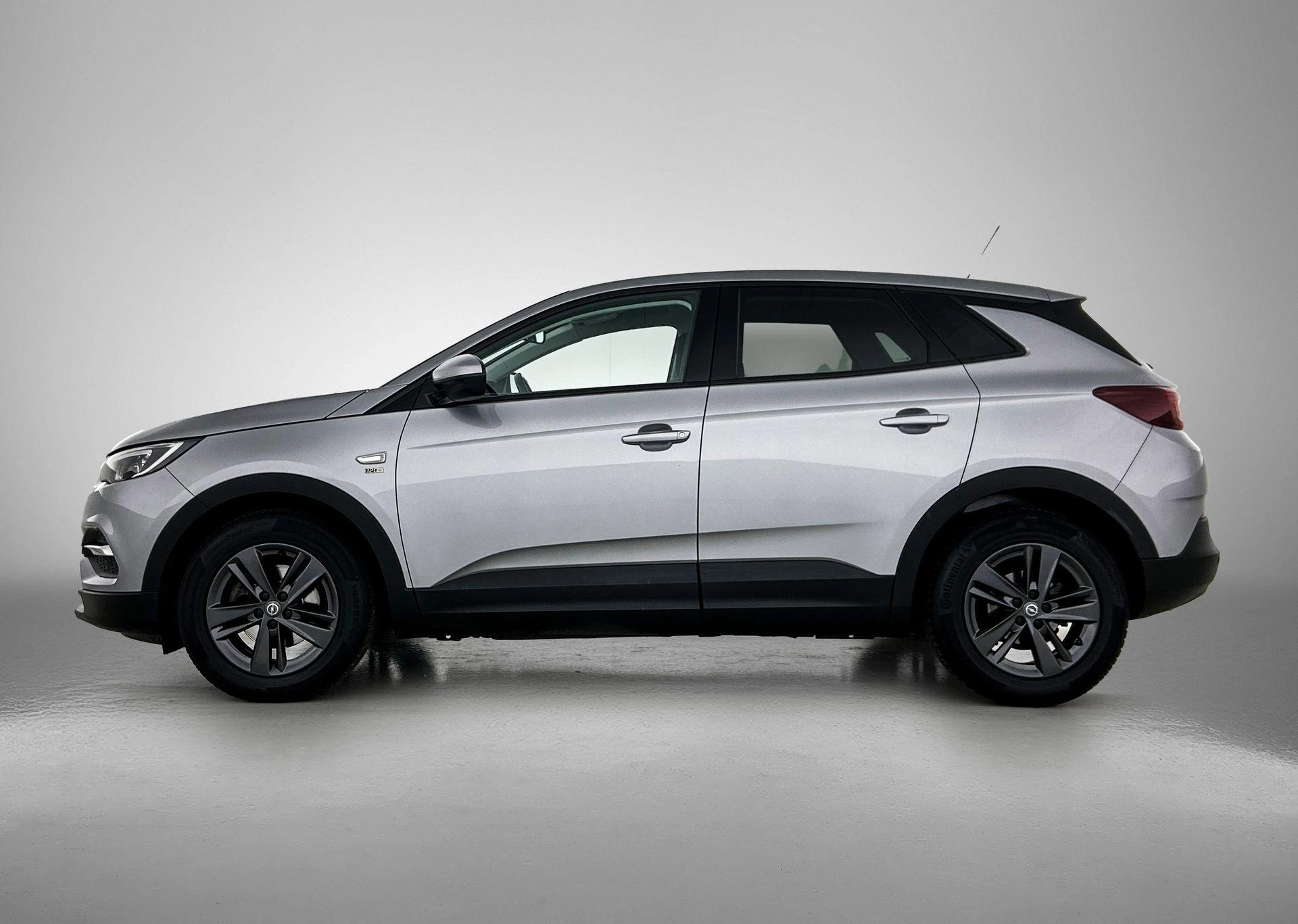 Opel-Grandland X-image-1