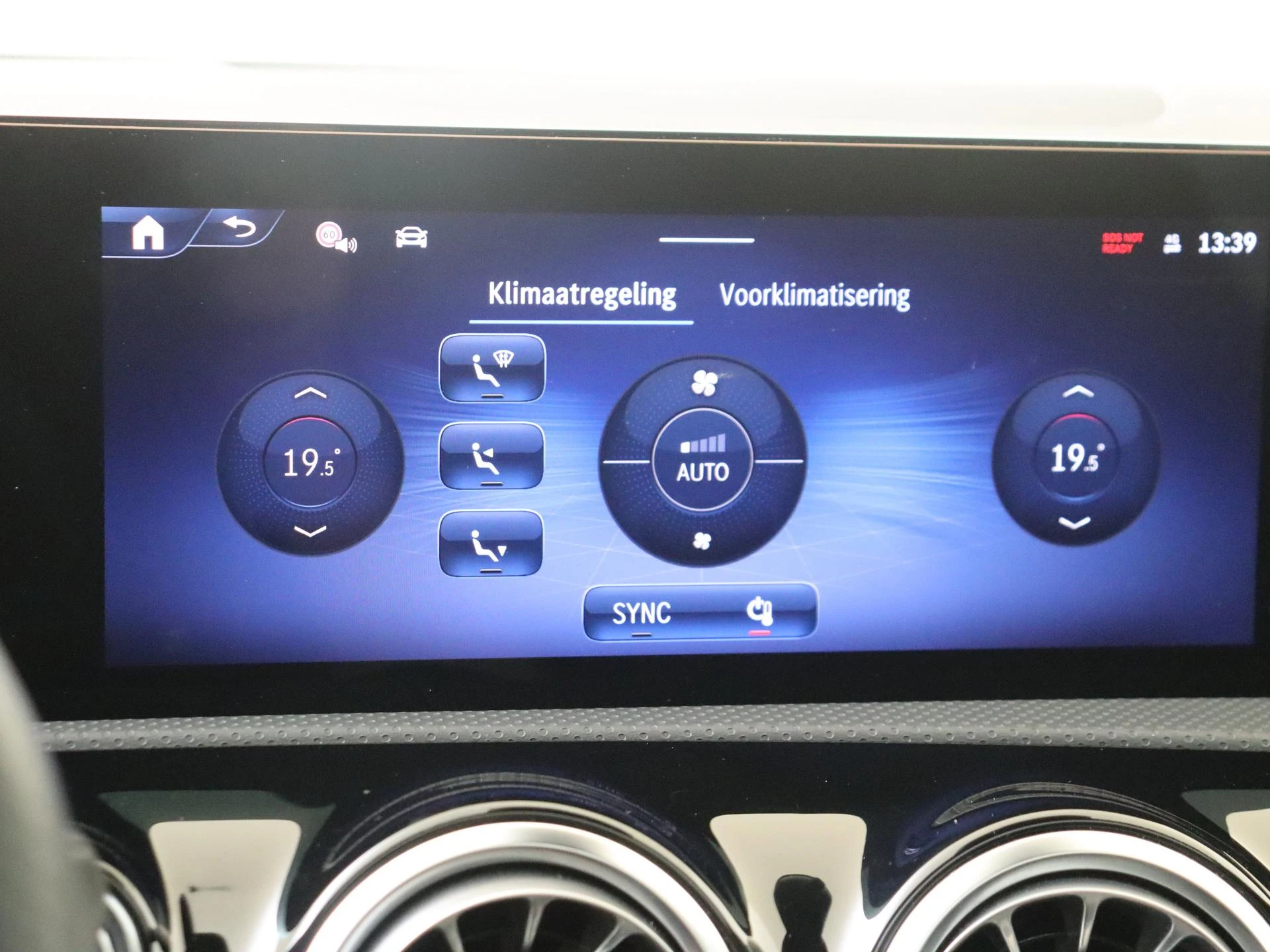 Mercedes-Benz-A-Klasse-image-17
