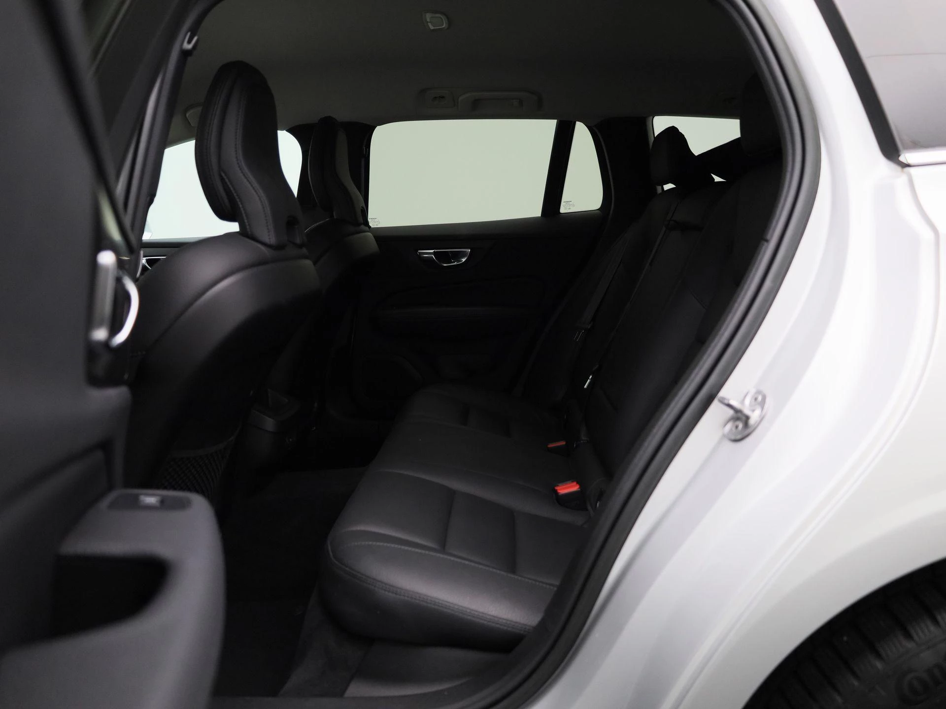 Volvo V60 B3 Geartronic Momentum Pro Camera | Cruise | PDC