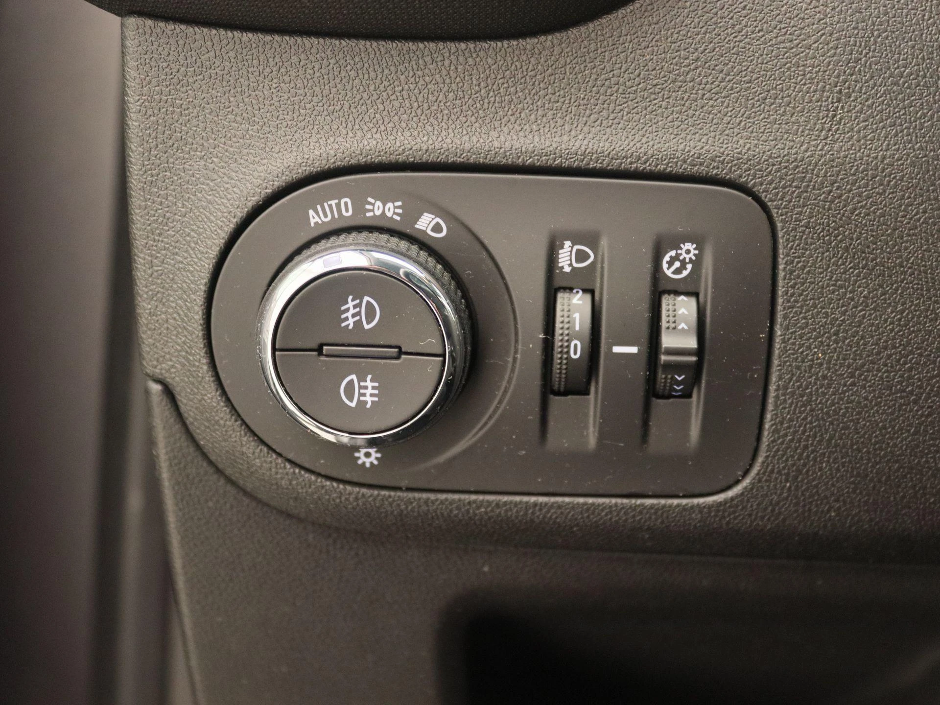 Opel-Crossland X-image-20