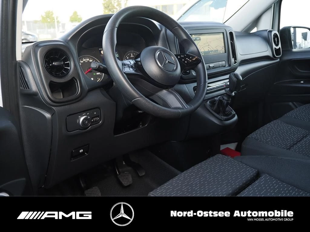 Mercedes-Benz-Vito-image-5