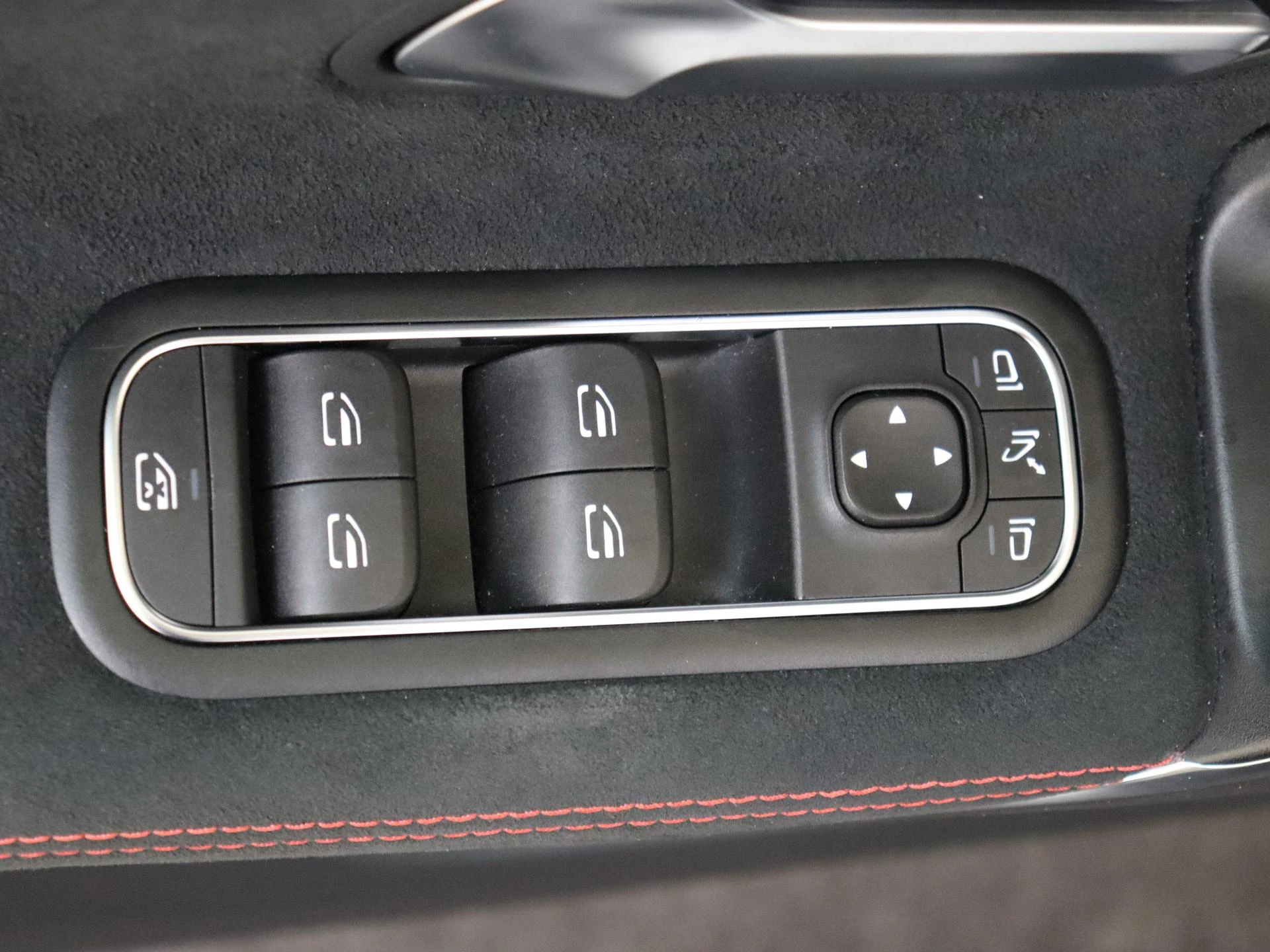 Mercedes-Benz-A-Klasse-image-26