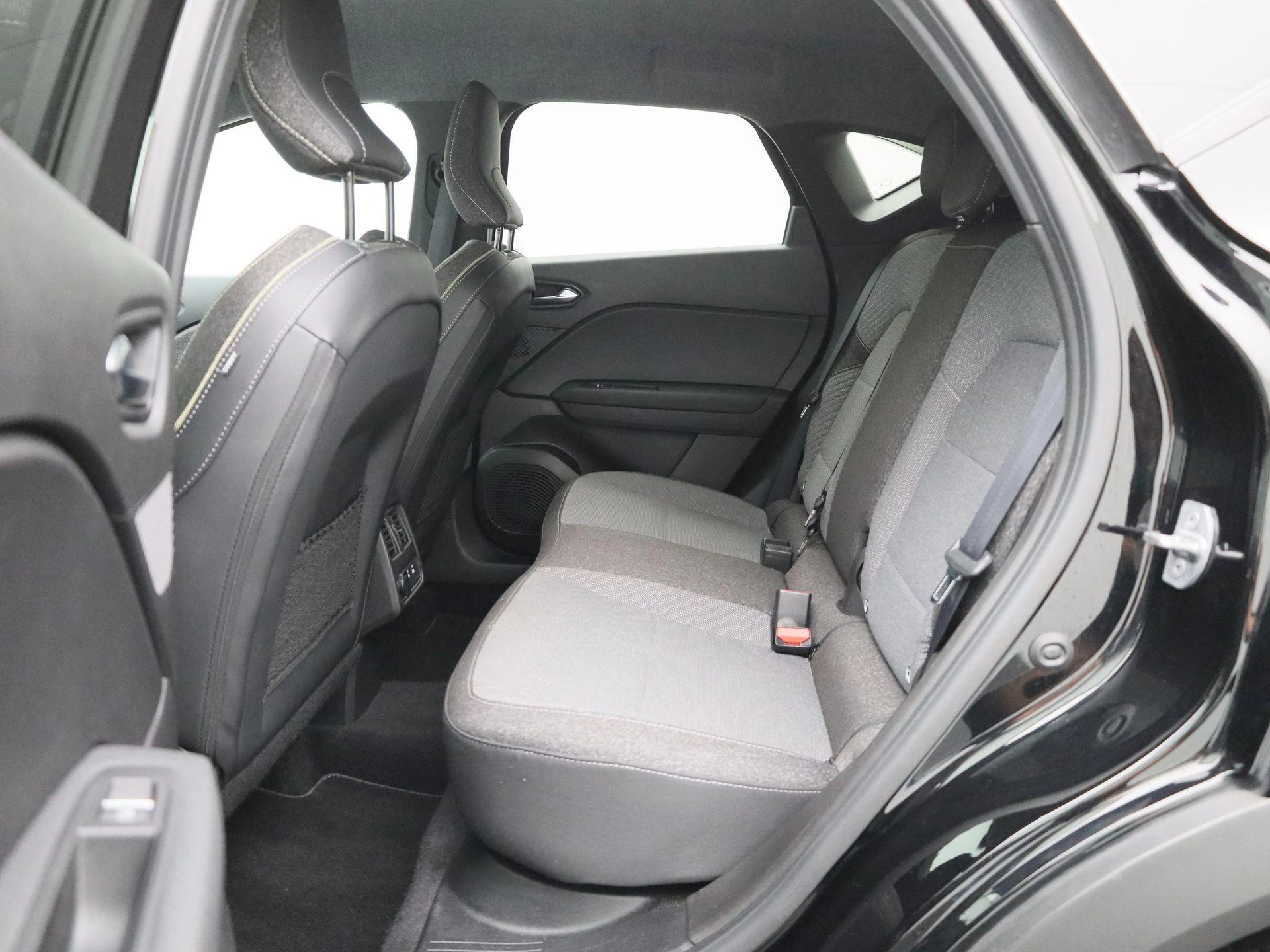 Renault-Captur-image-11