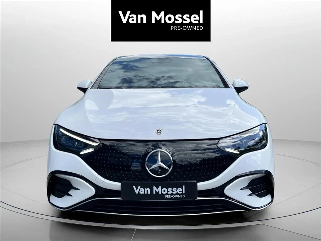 Mercedes-Benz-EQE-image-1