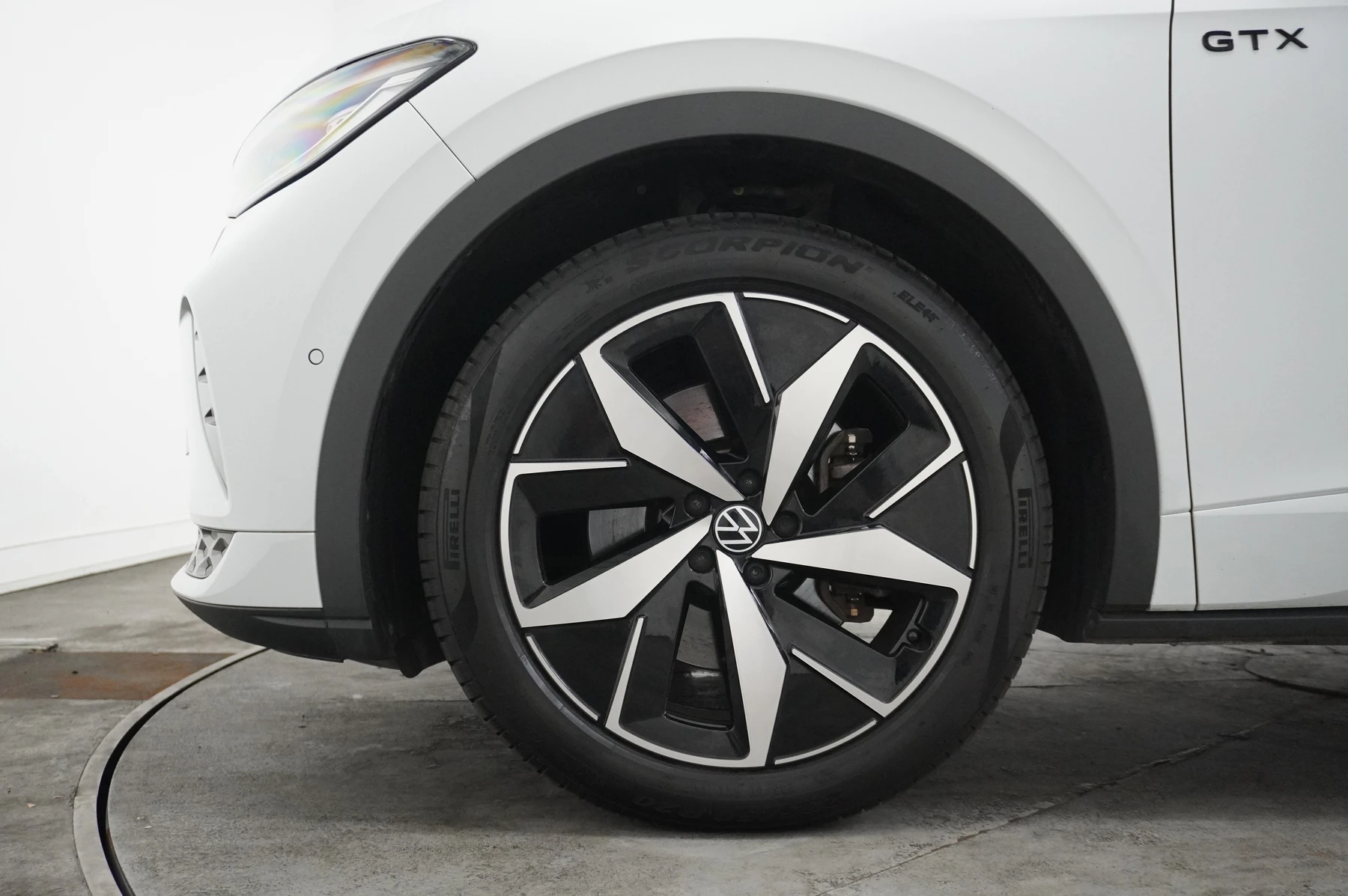 Volkswagen-ID.5-image-4