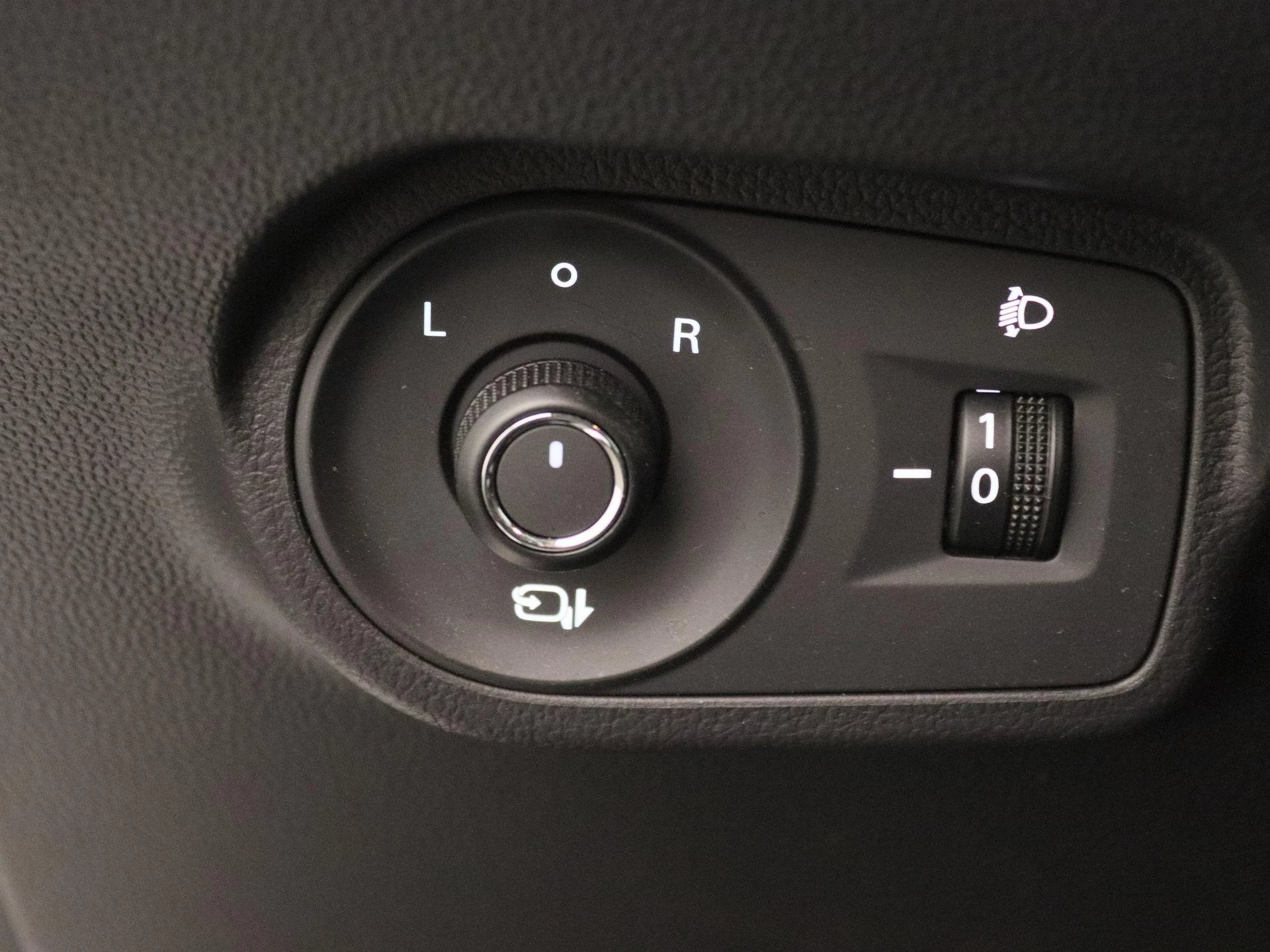 MG-MG4 EV-image-19