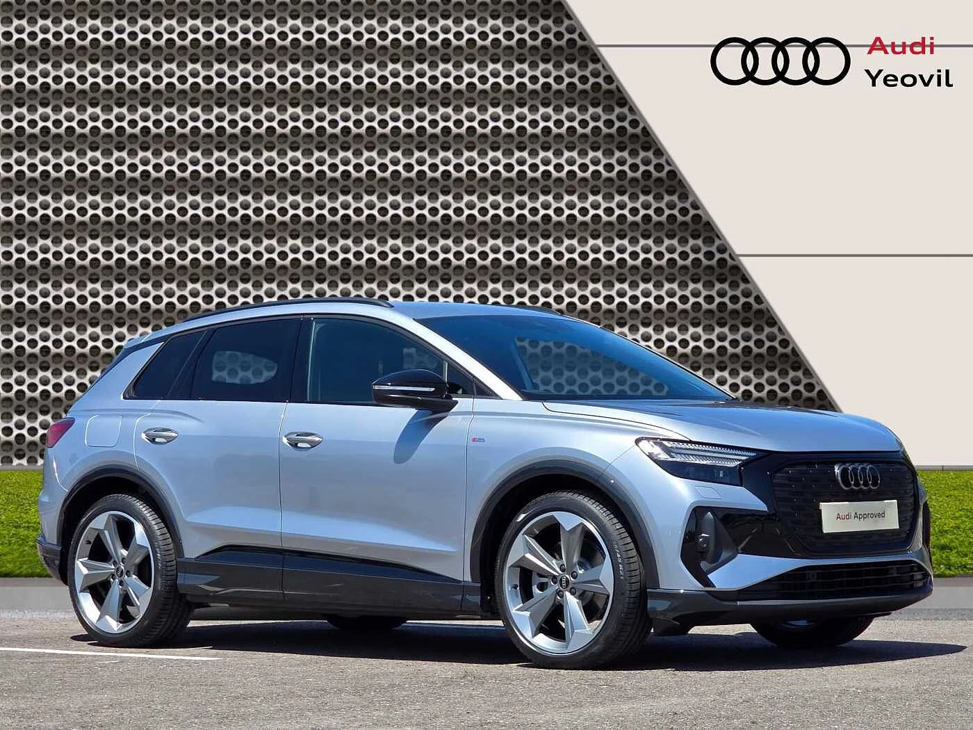 Audi-Q4 e-tron-image-15