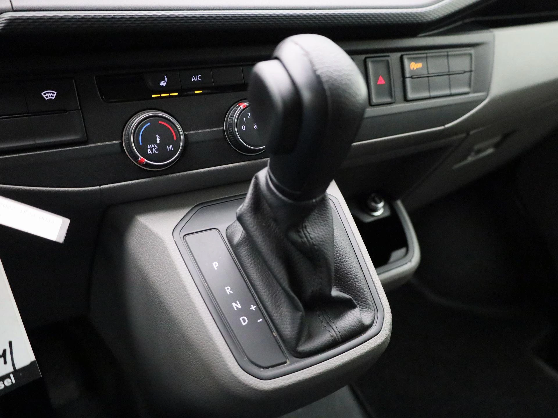 Volkswagen Transporter 2.0 TDI L2H1 150PK