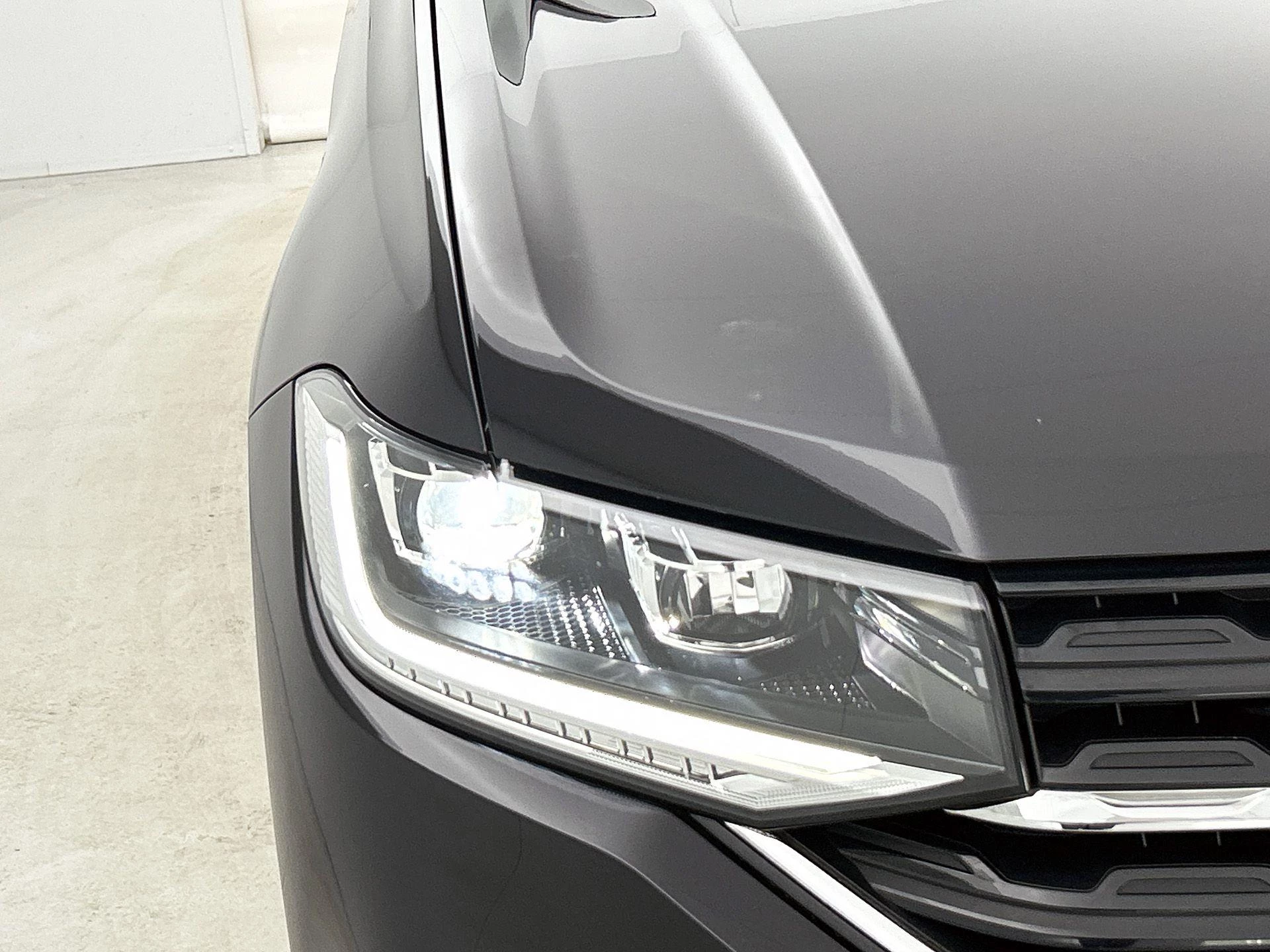 Volkswagen-T-Cross-image-13