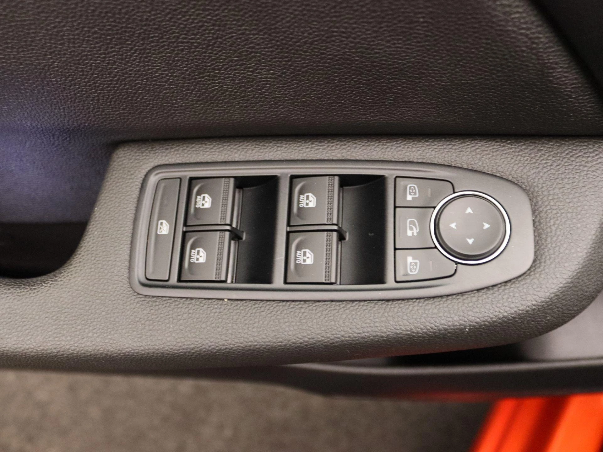 Renault-Clio-image-19