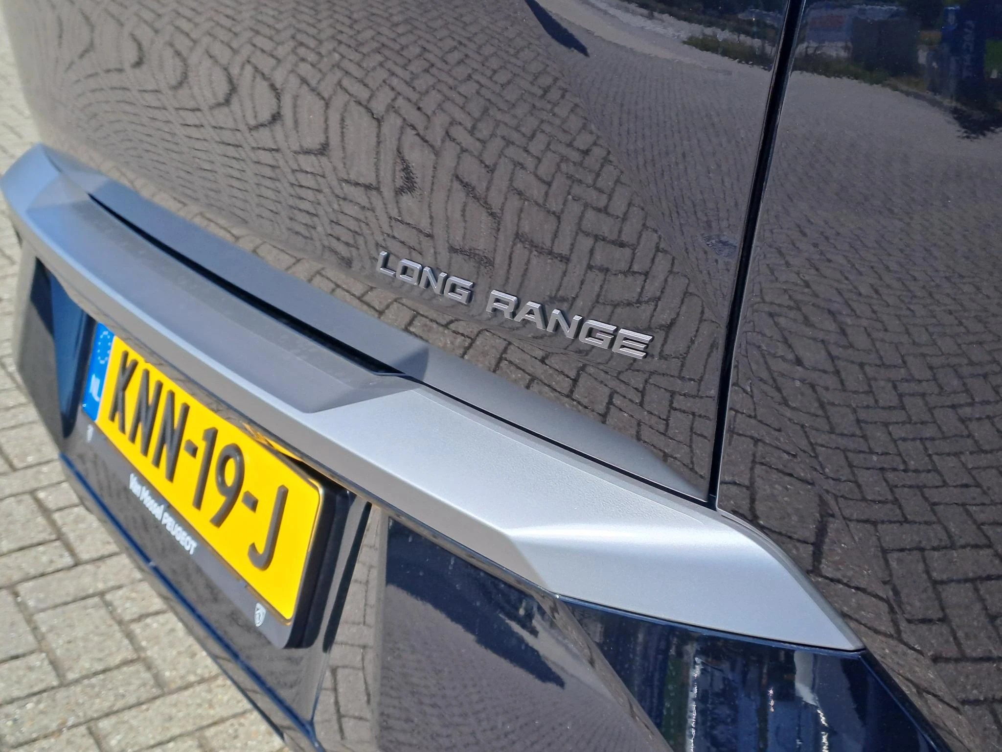 Peugeot-e-3008-image-4