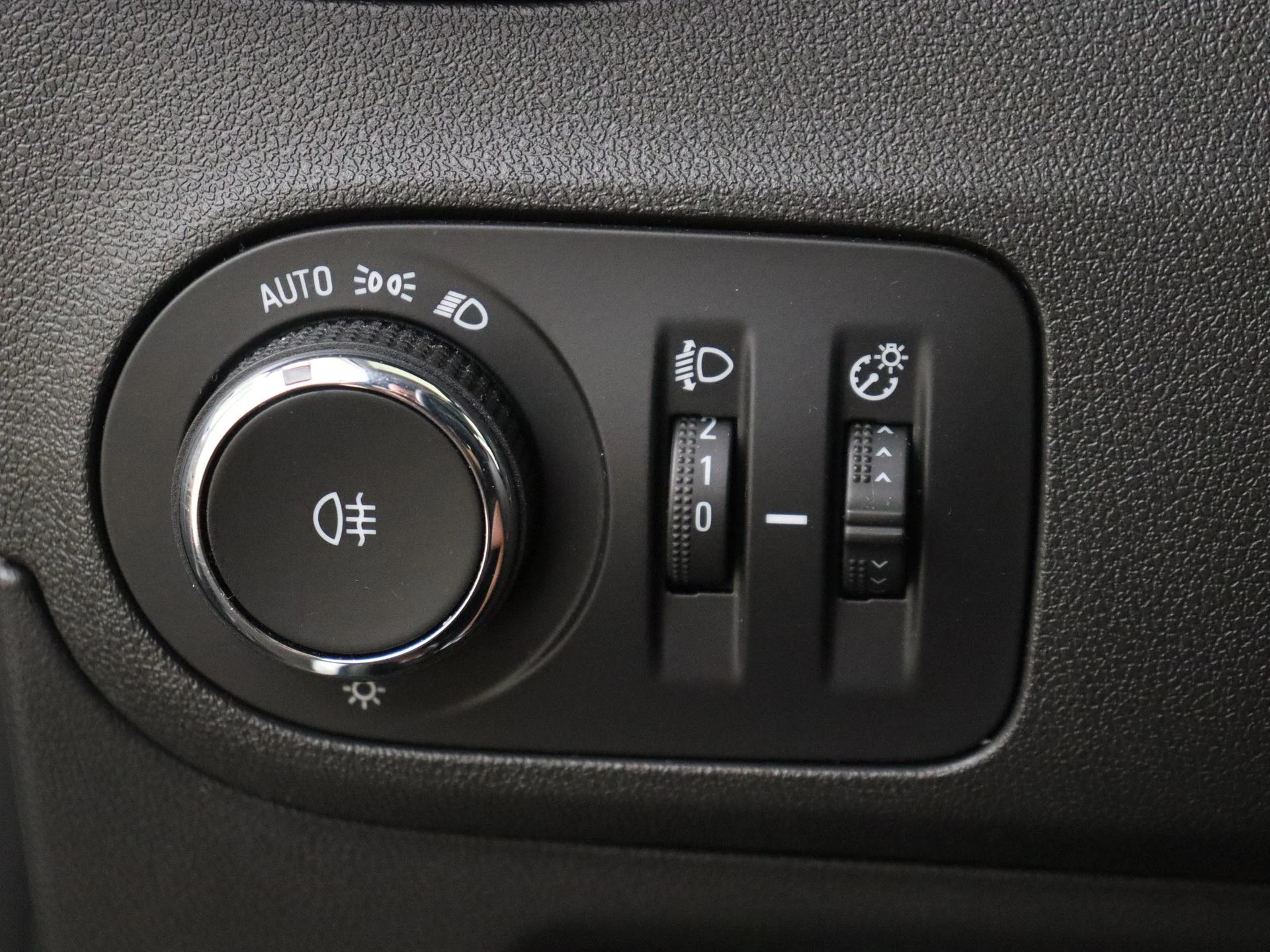 Opel-Crossland X-image-20