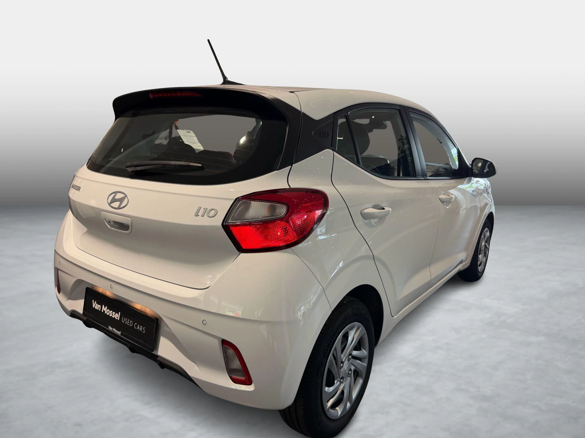 Hyundai-i10-image-7