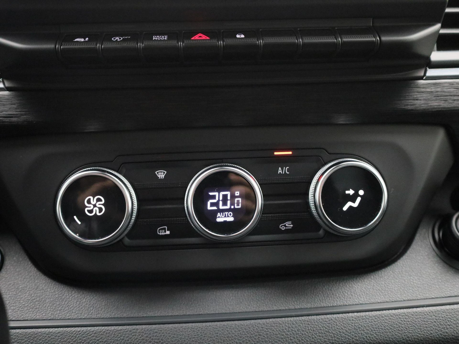 Renault-Trafic-image-9