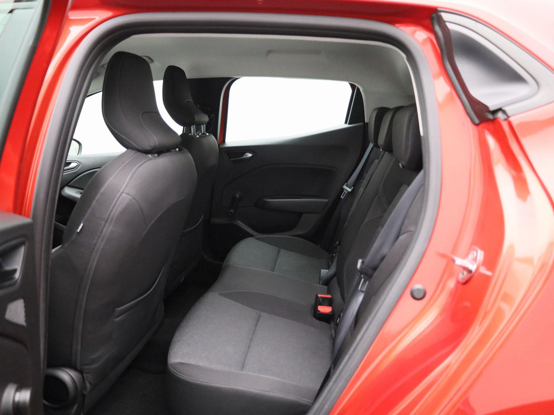 Renault-Clio-image-9