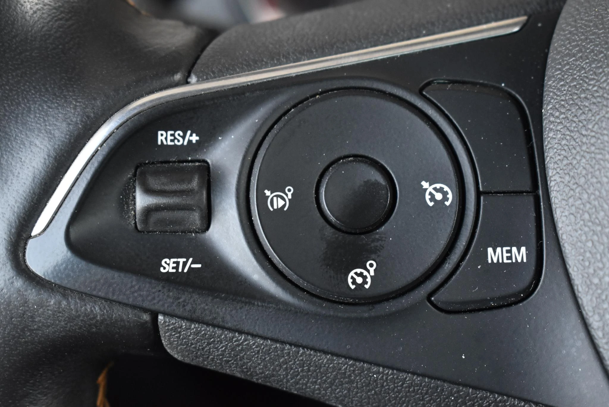 Opel Crossland X 1.2 Turbo Innovation