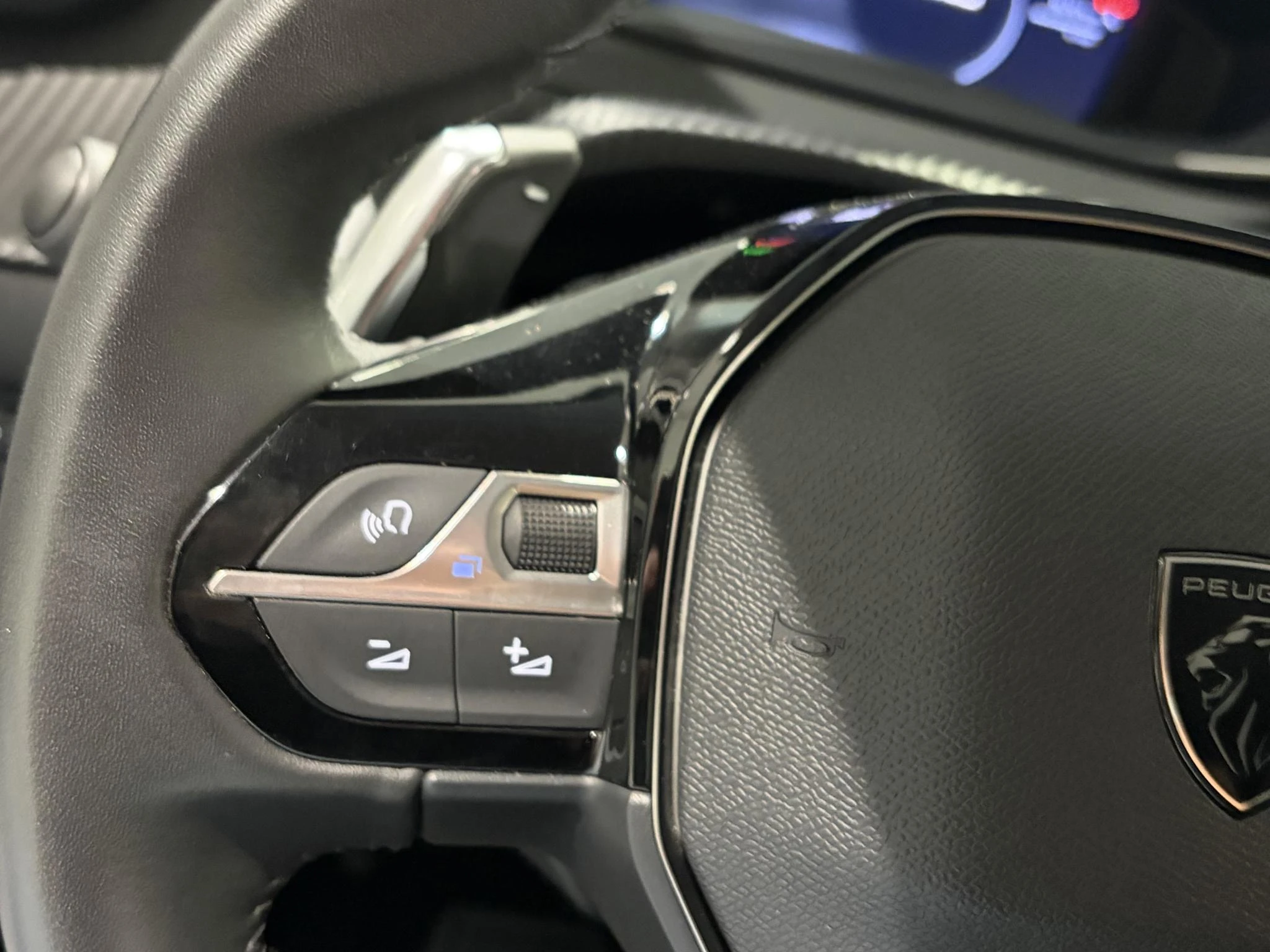 Peugeot-208-image-10